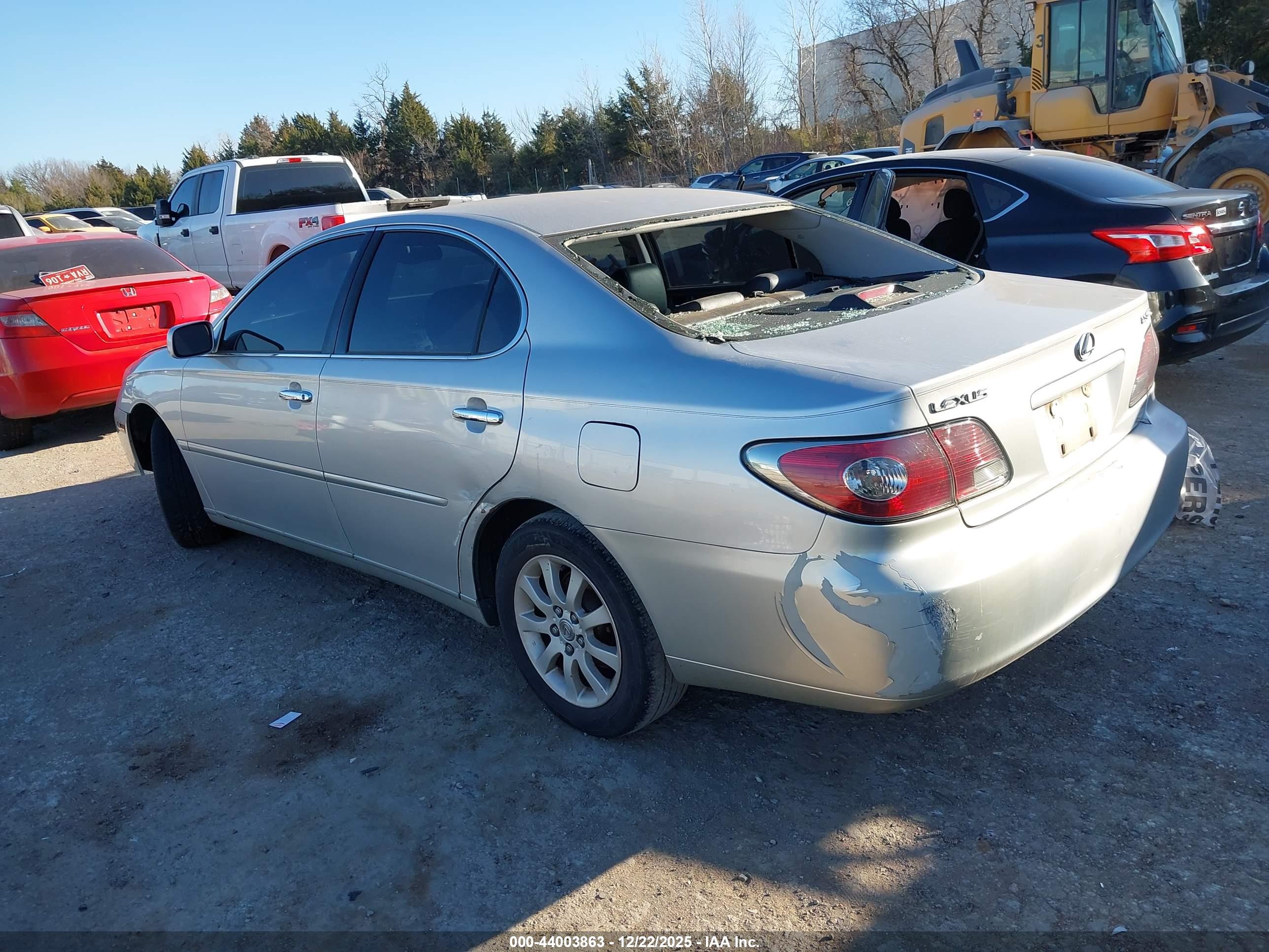 LEXUS ES image 3