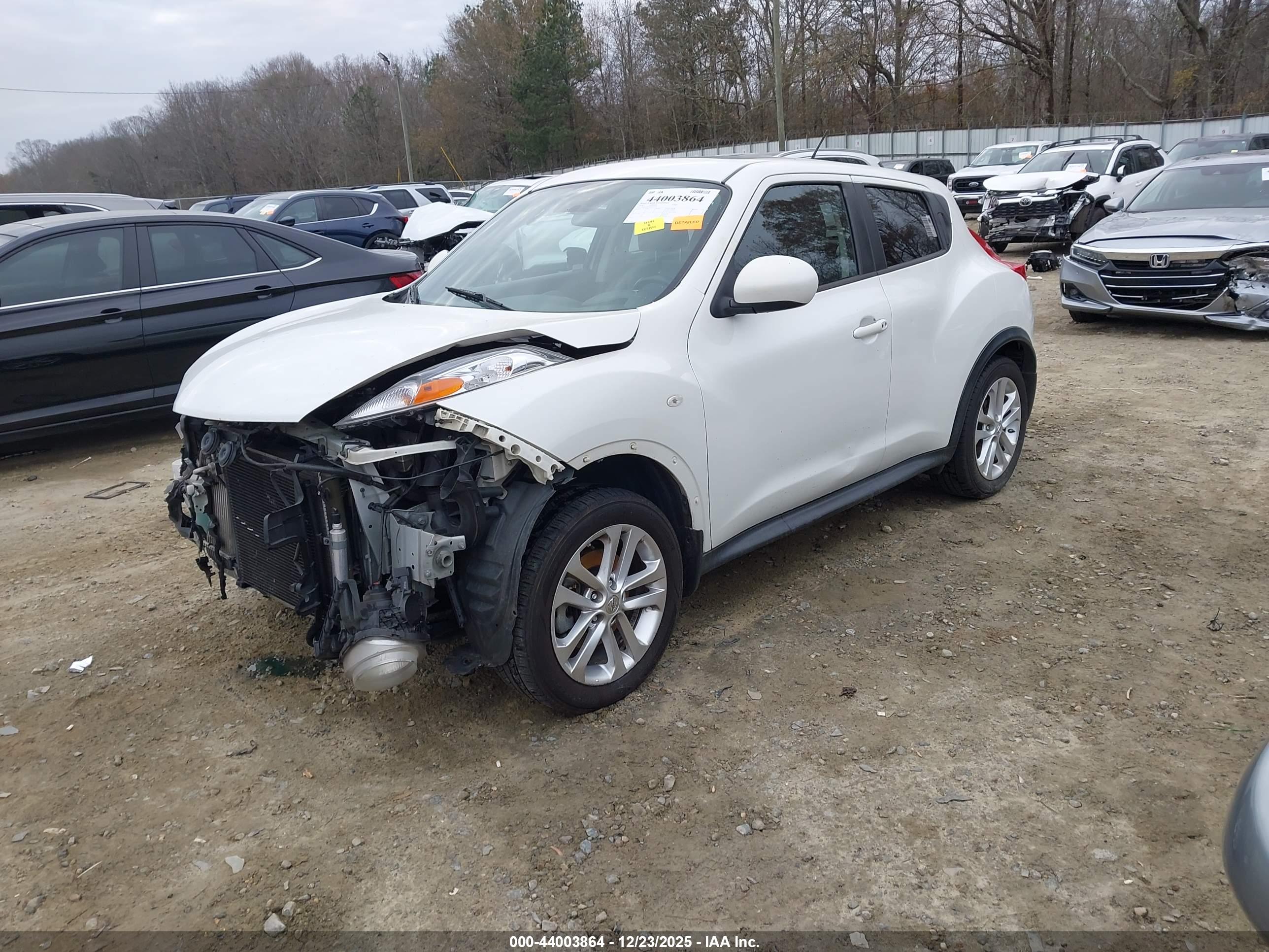 NISSAN JUKE image 2