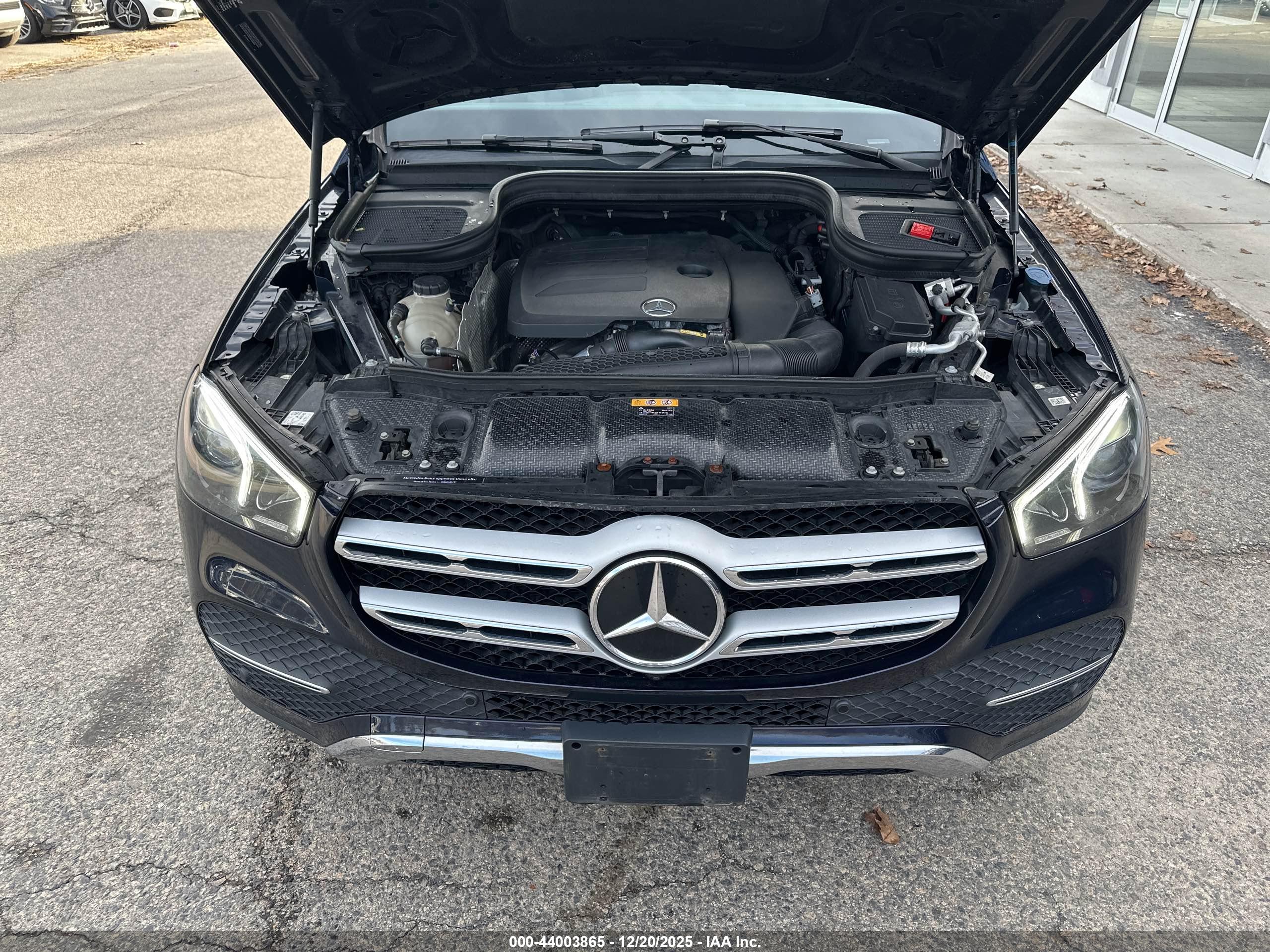 MERCEDES-BENZ GLE image 10