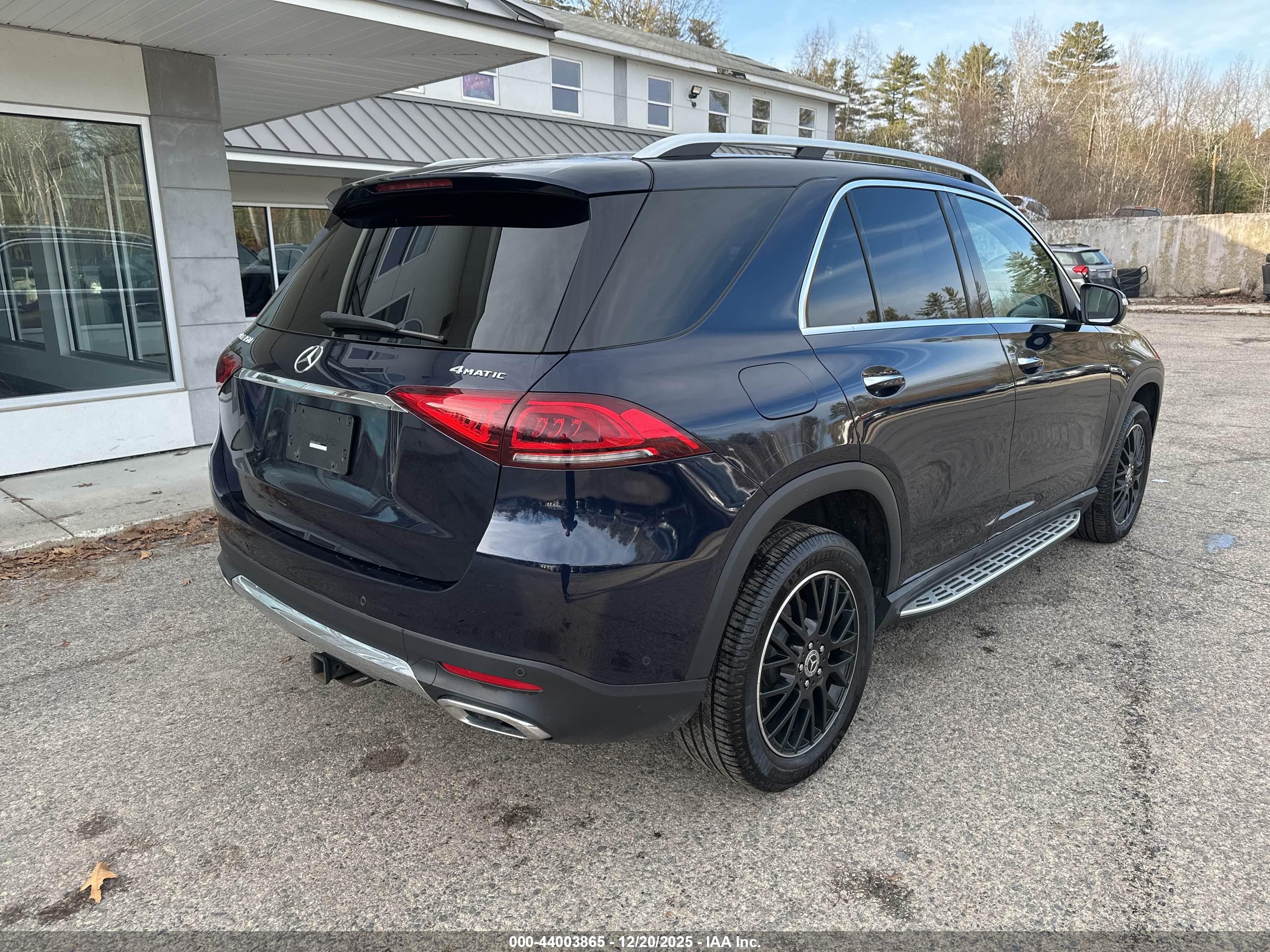 MERCEDES-BENZ GLE image 4