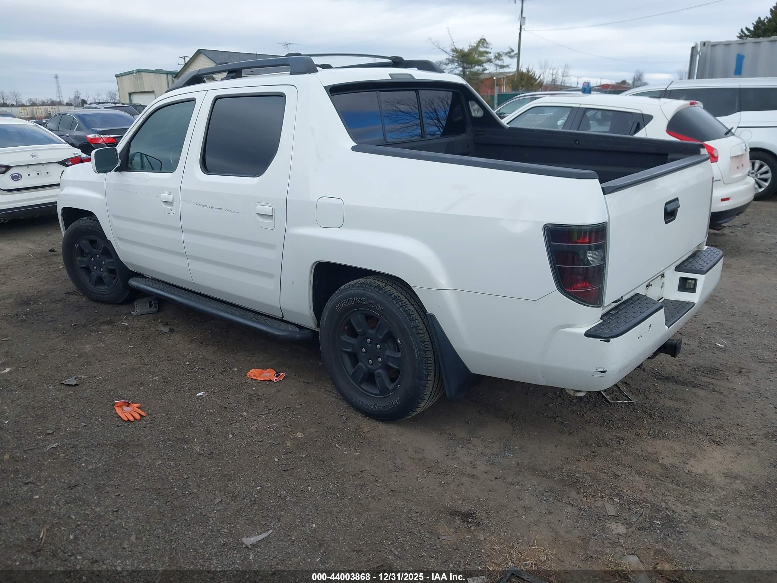 HONDA RIDGELINE image 3
