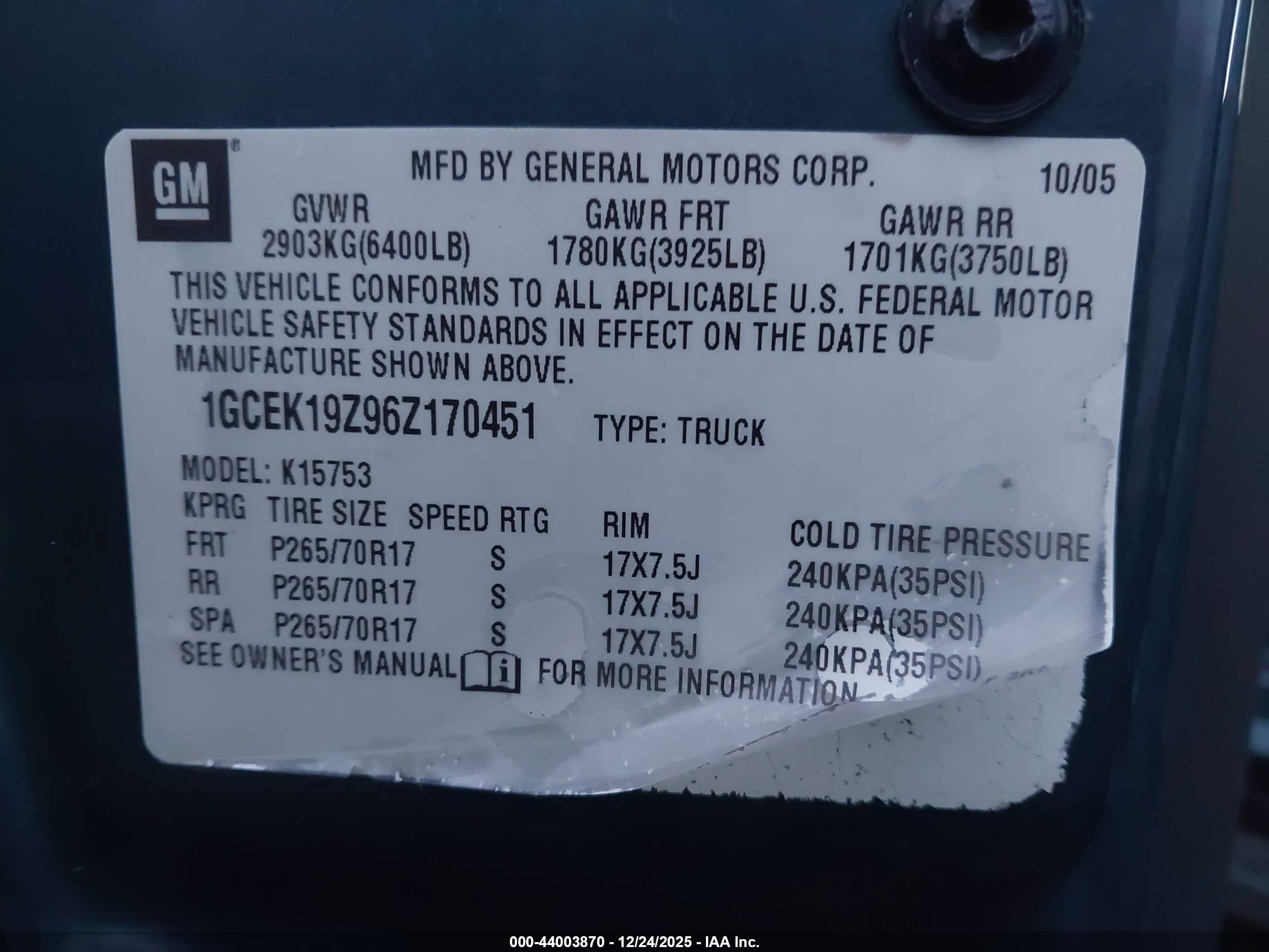CHEVROLET SILVERADO image 9