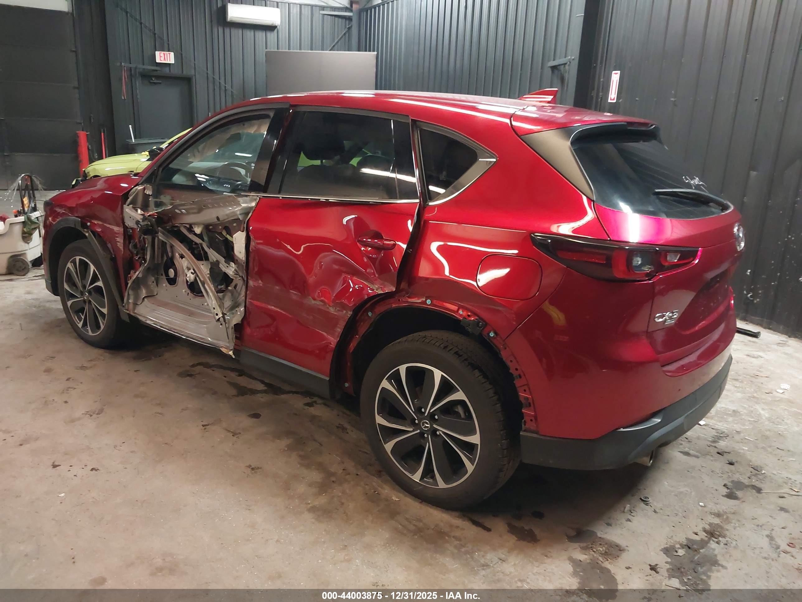 MAZDA CX-5 image 3