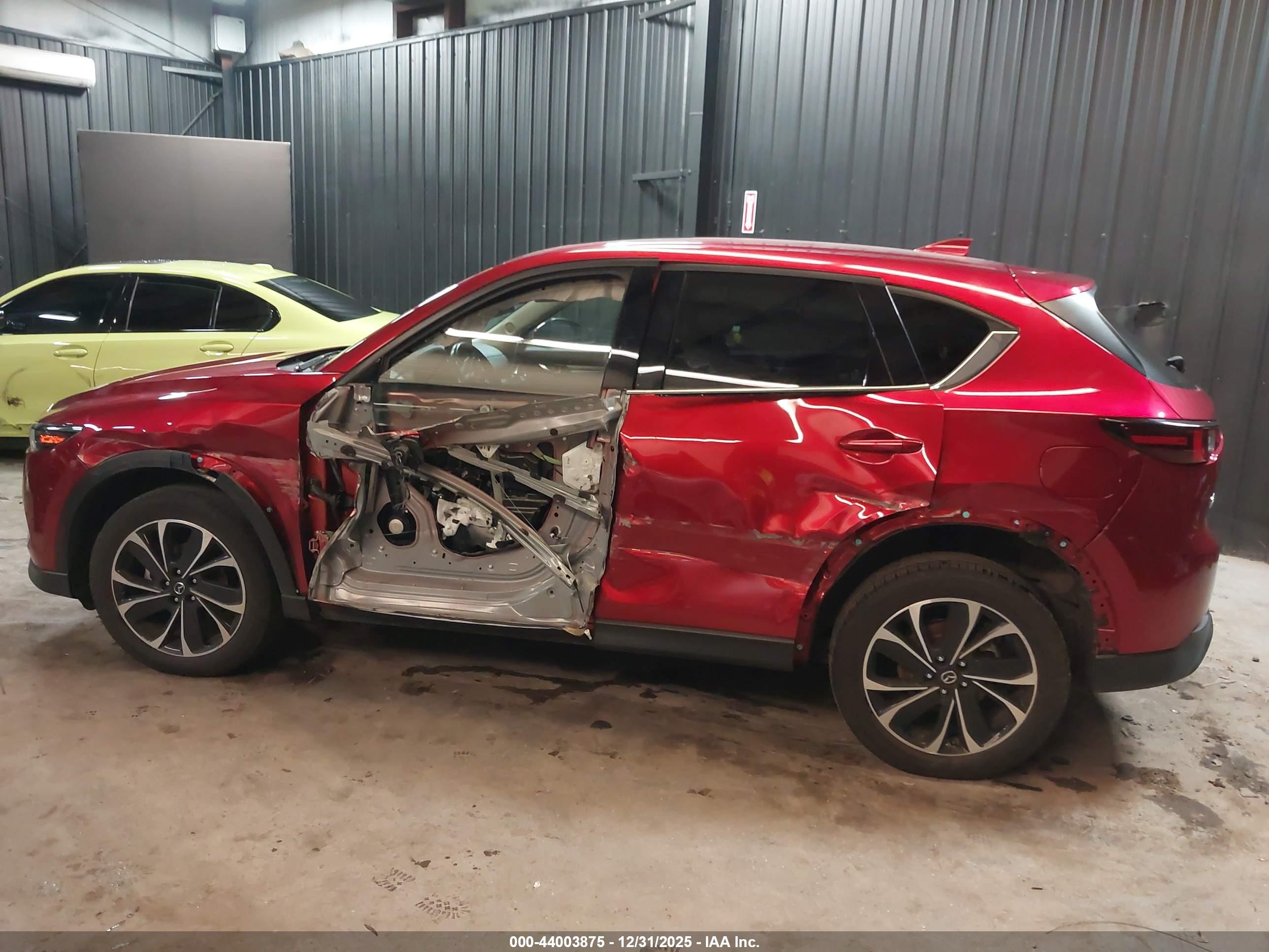 MAZDA CX-5 image 6