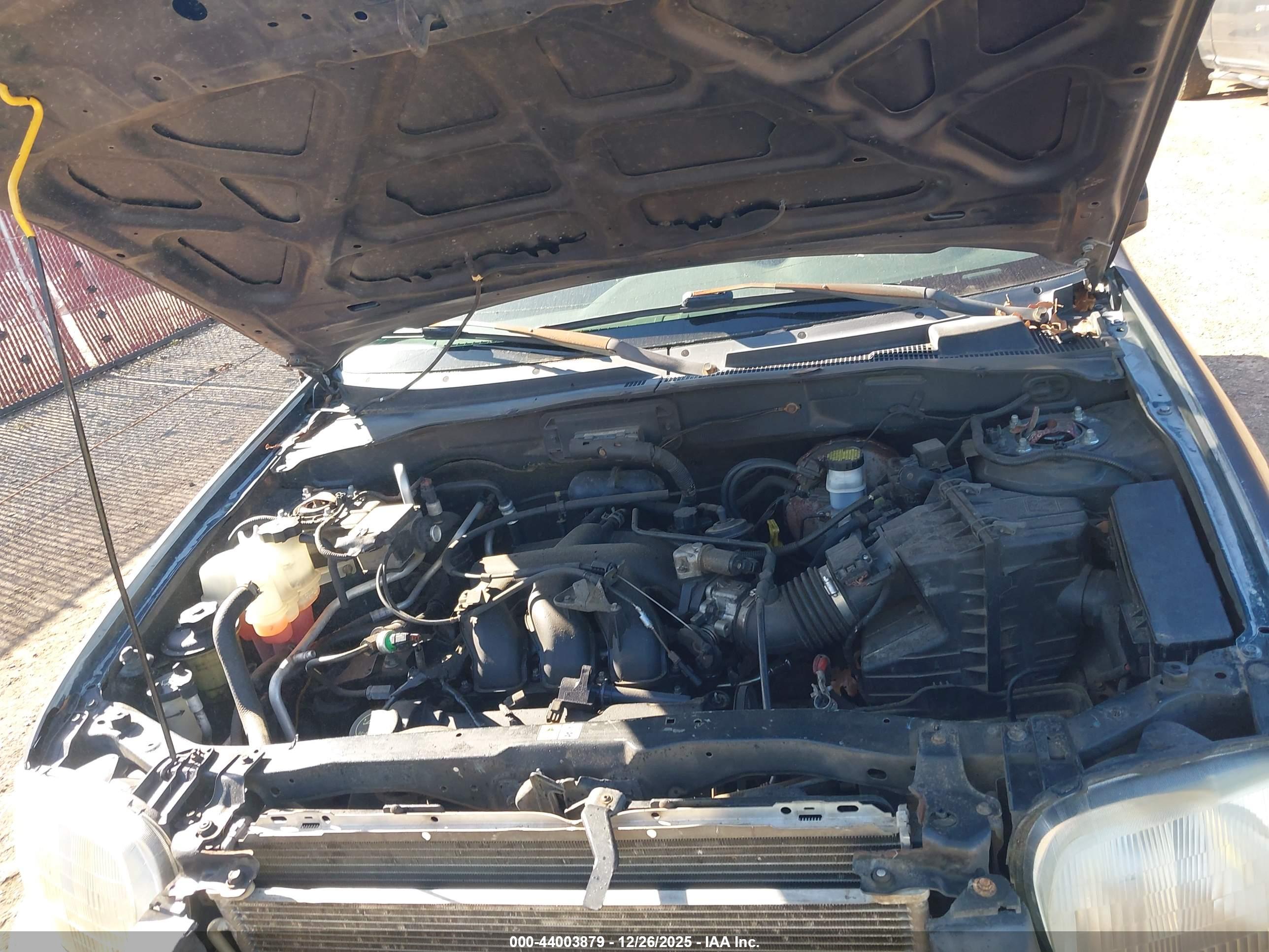 FORD ESCAPE image 10