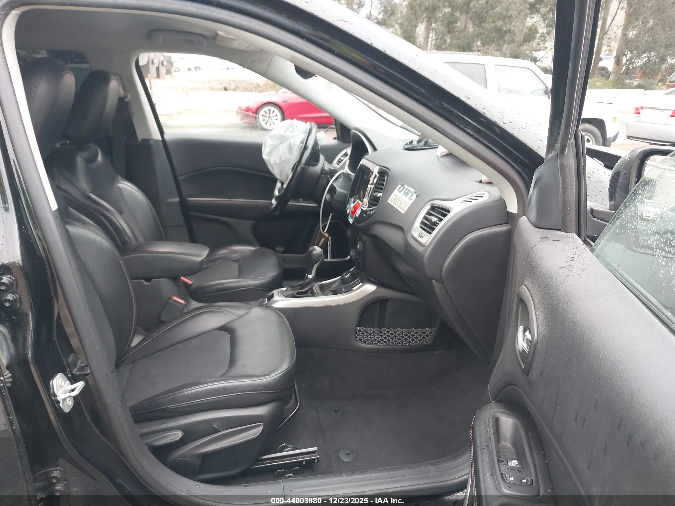 JEEP COMPASS image 5