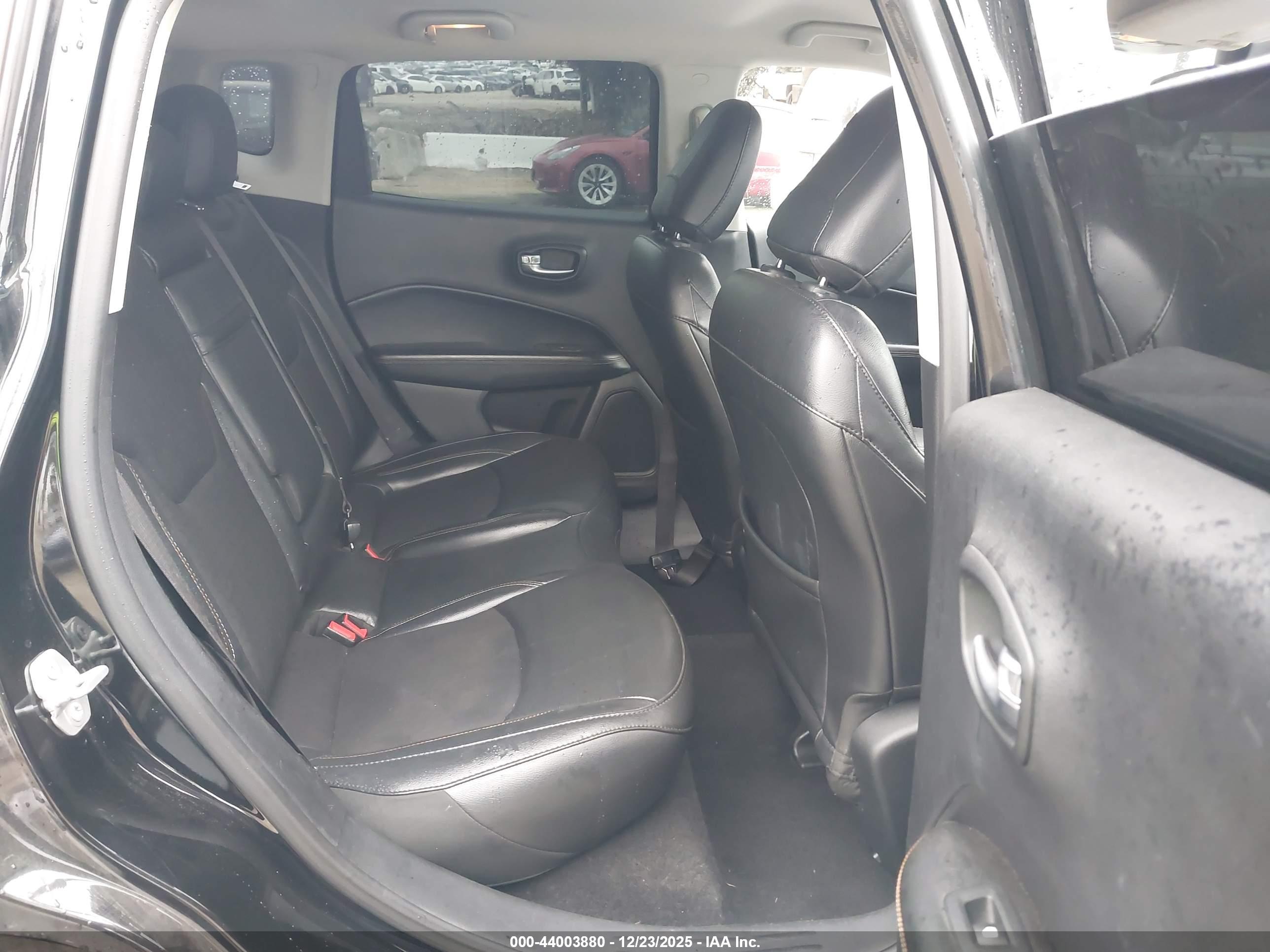 JEEP COMPASS image 8