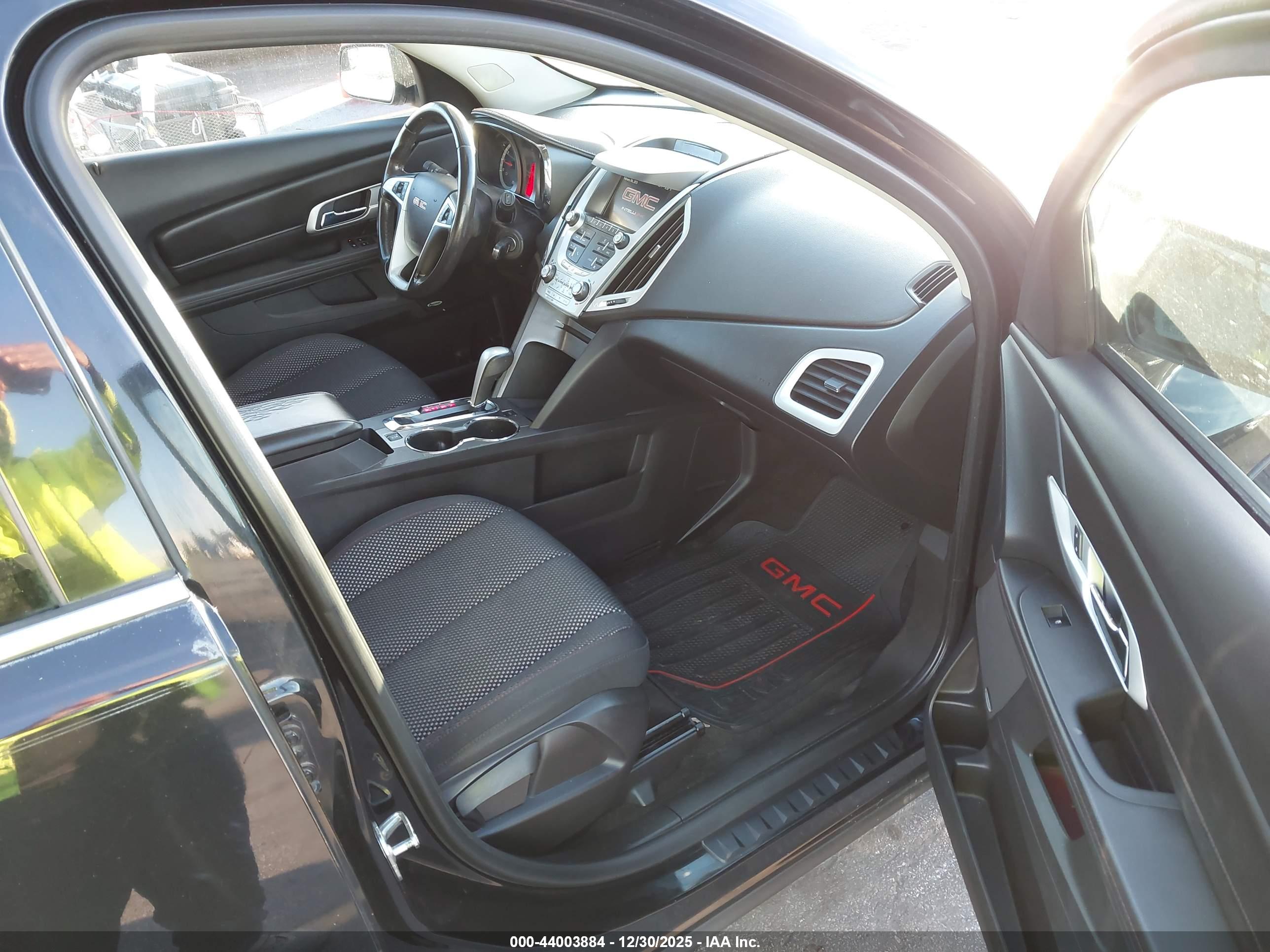 GMC TERRAIN image 5