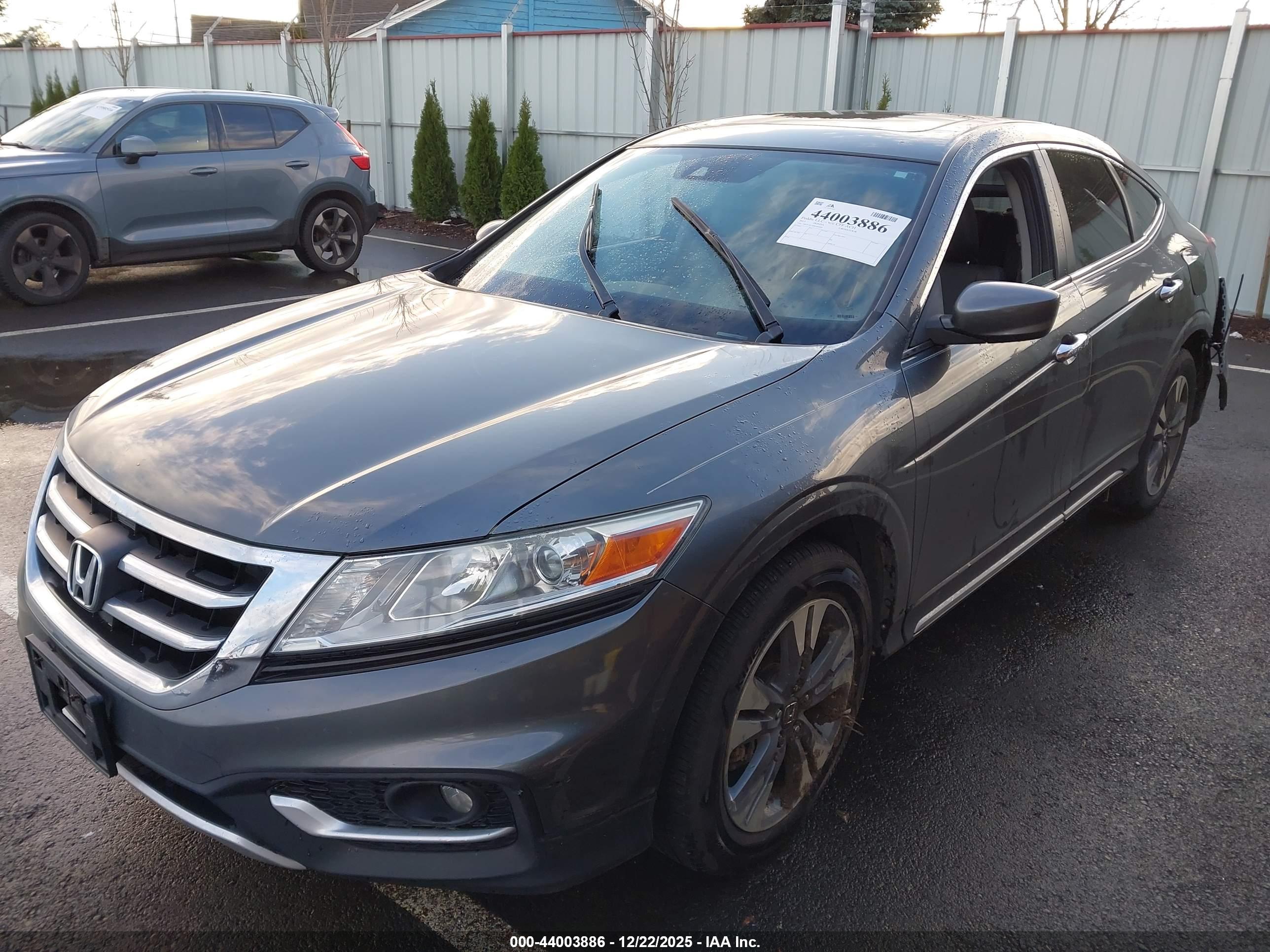 HONDA CROSSTOUR image 2