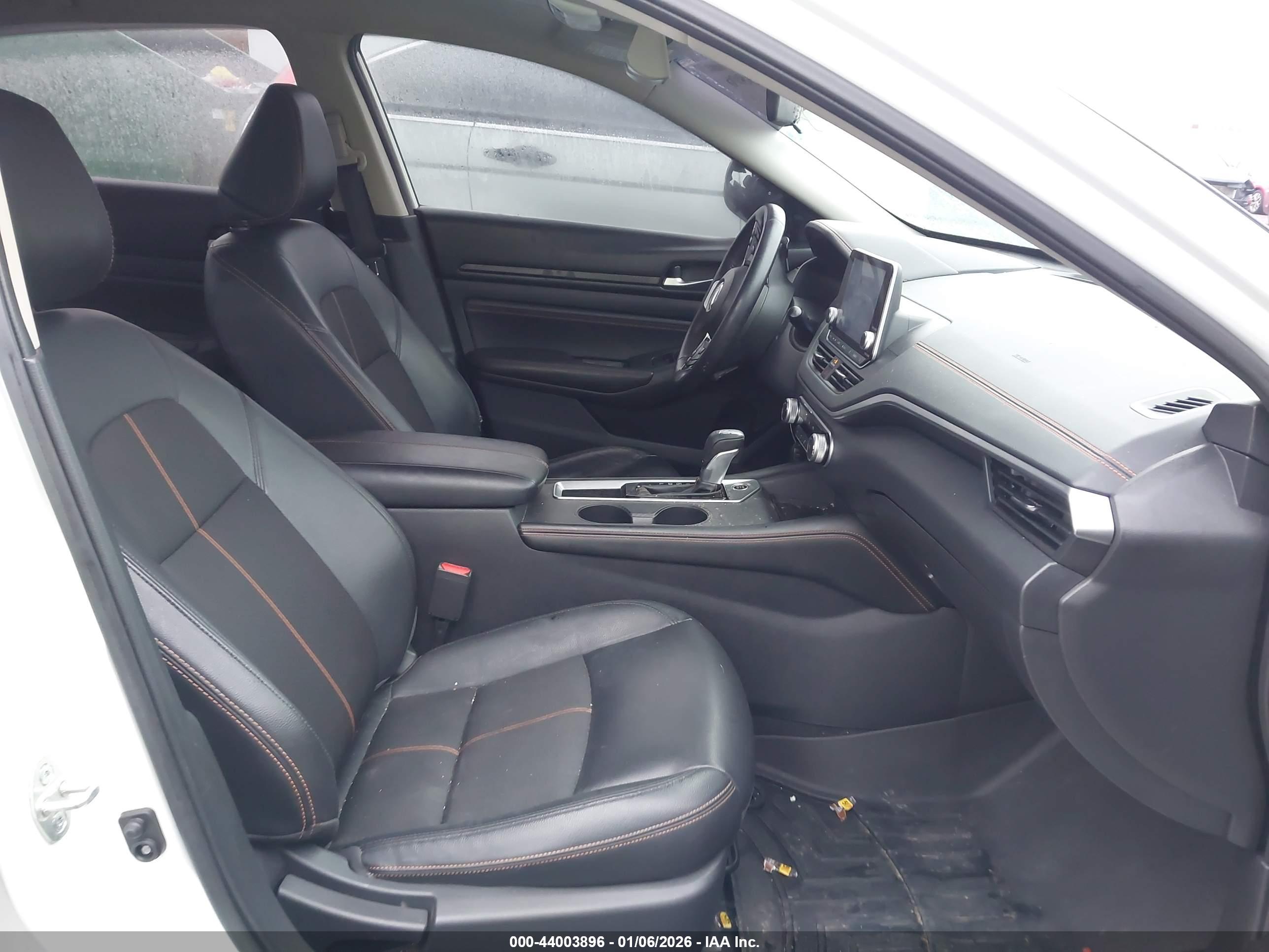 NISSAN ALTIMA image 5
