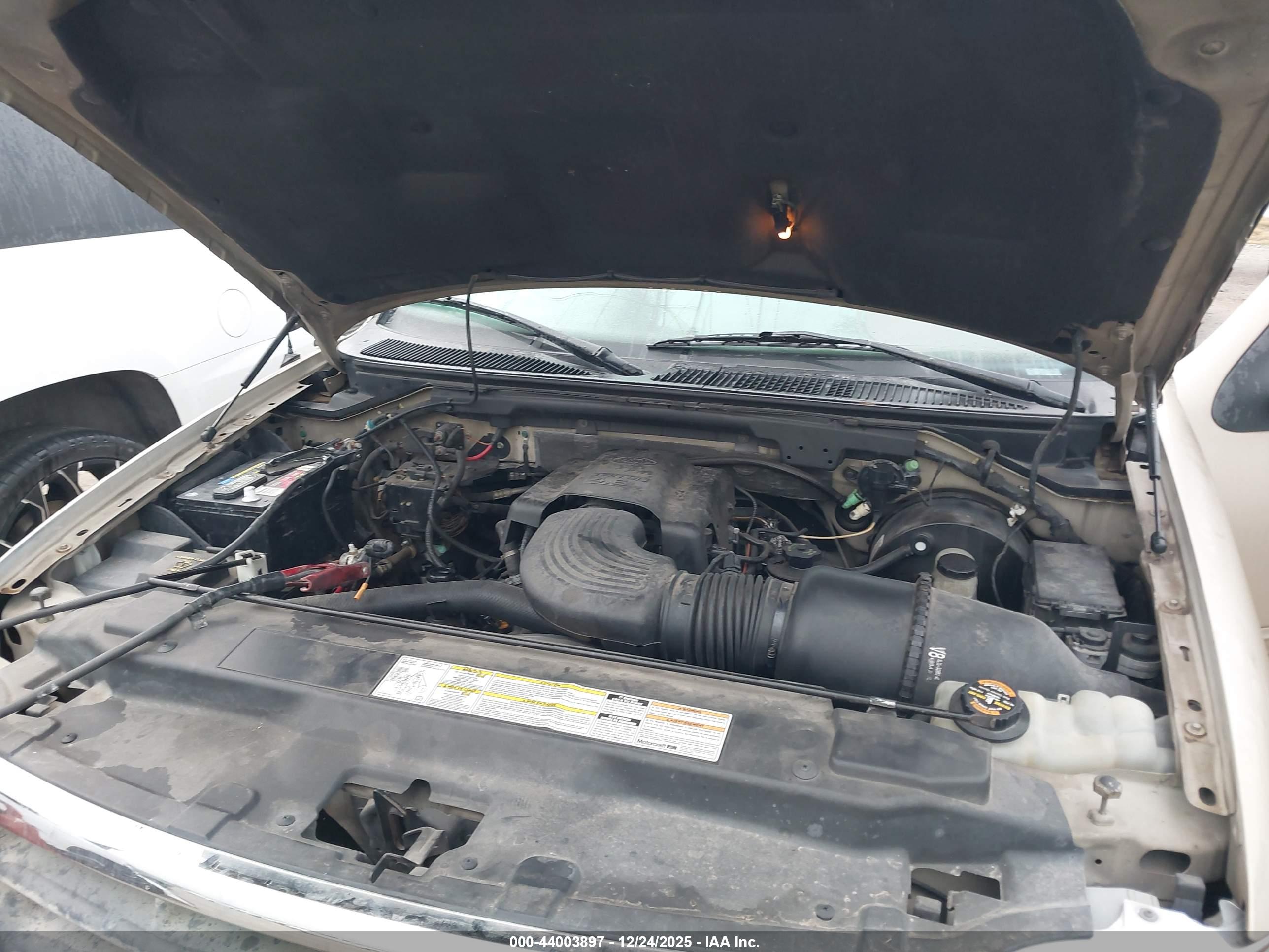 FORD F-150 image 10