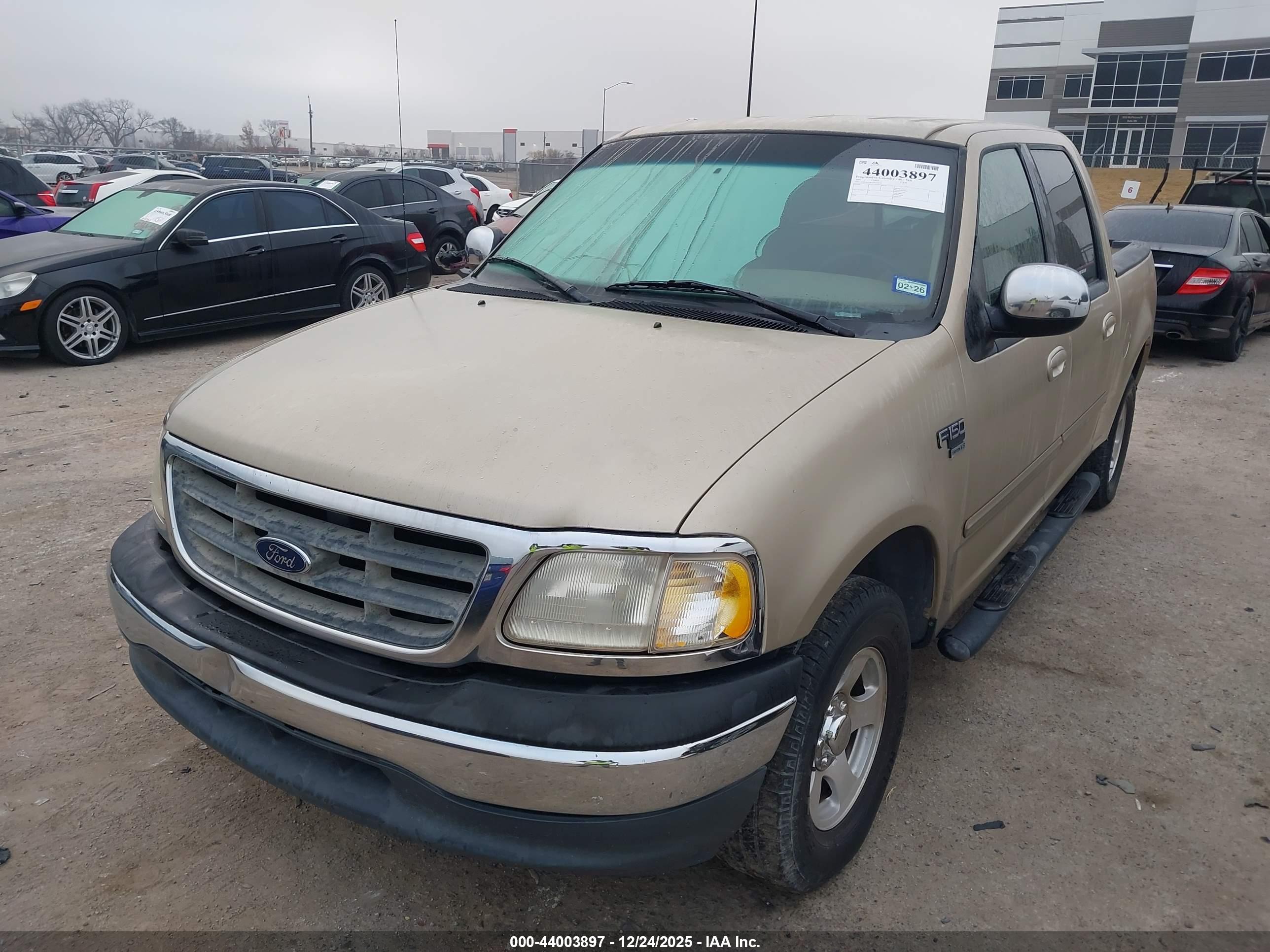 FORD F-150 image 2