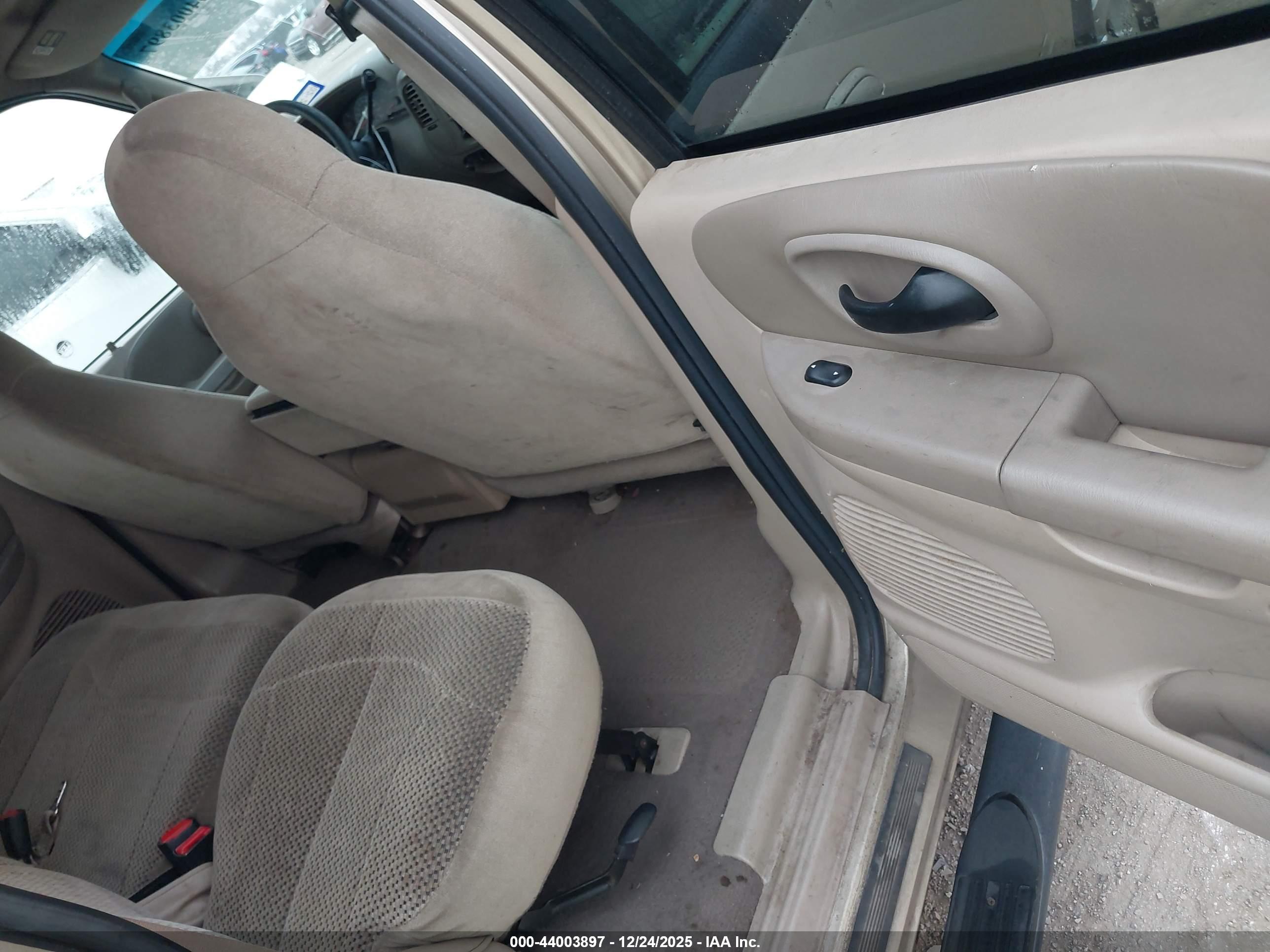 FORD F-150 image 8