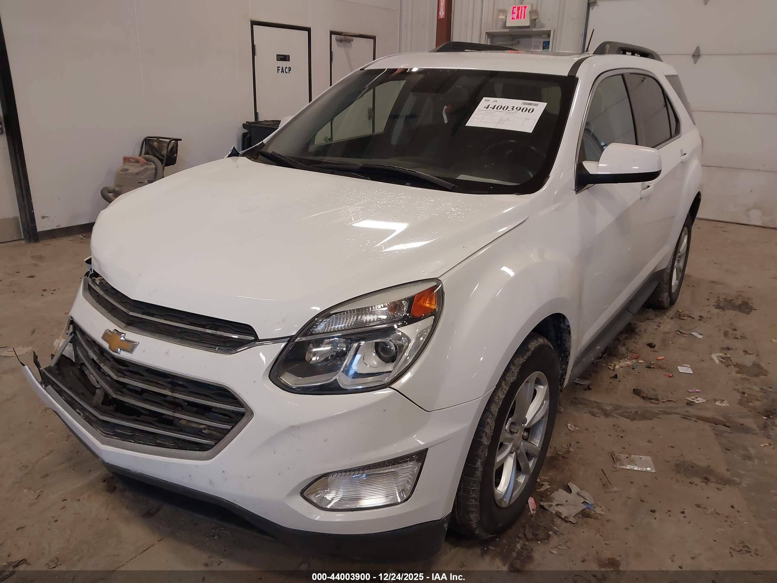 CHEVROLET EQUINOX image 2