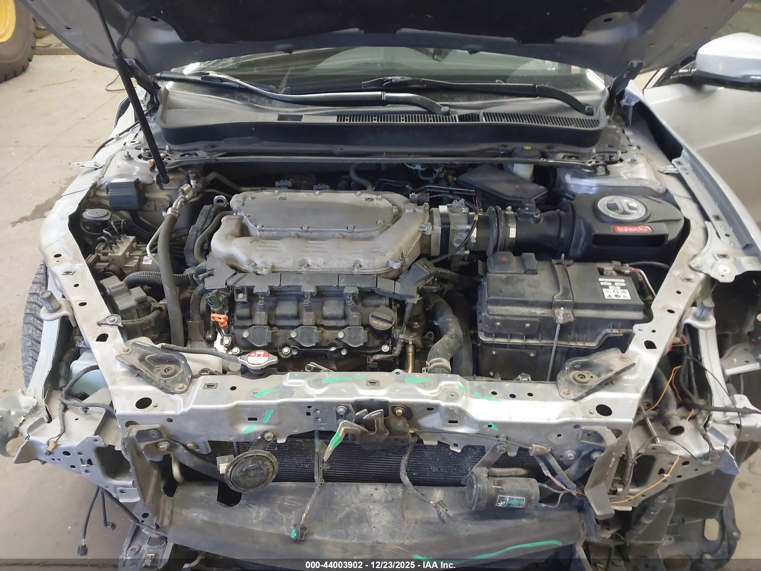 ACURA TLX image 10