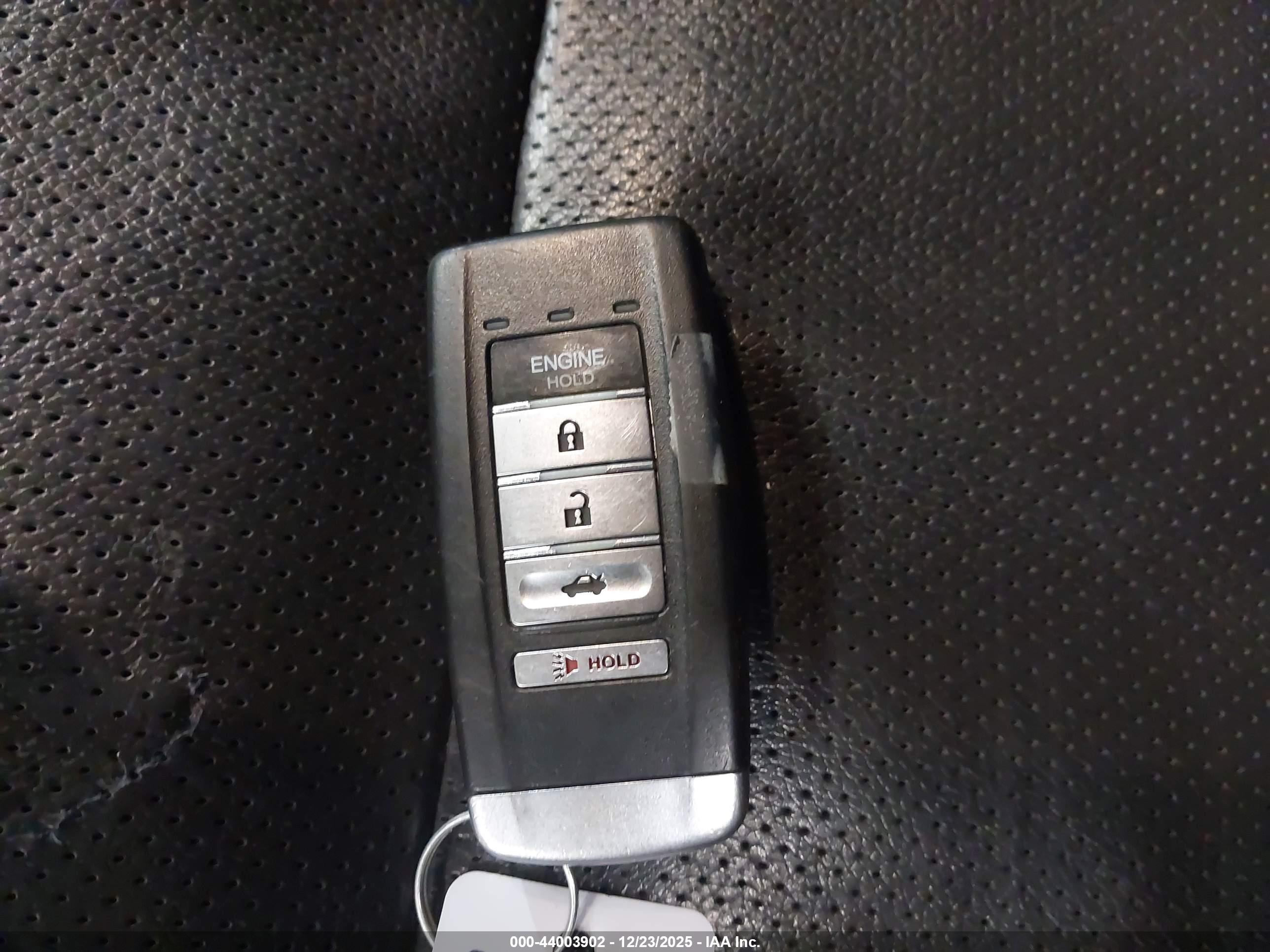 ACURA TLX image 11