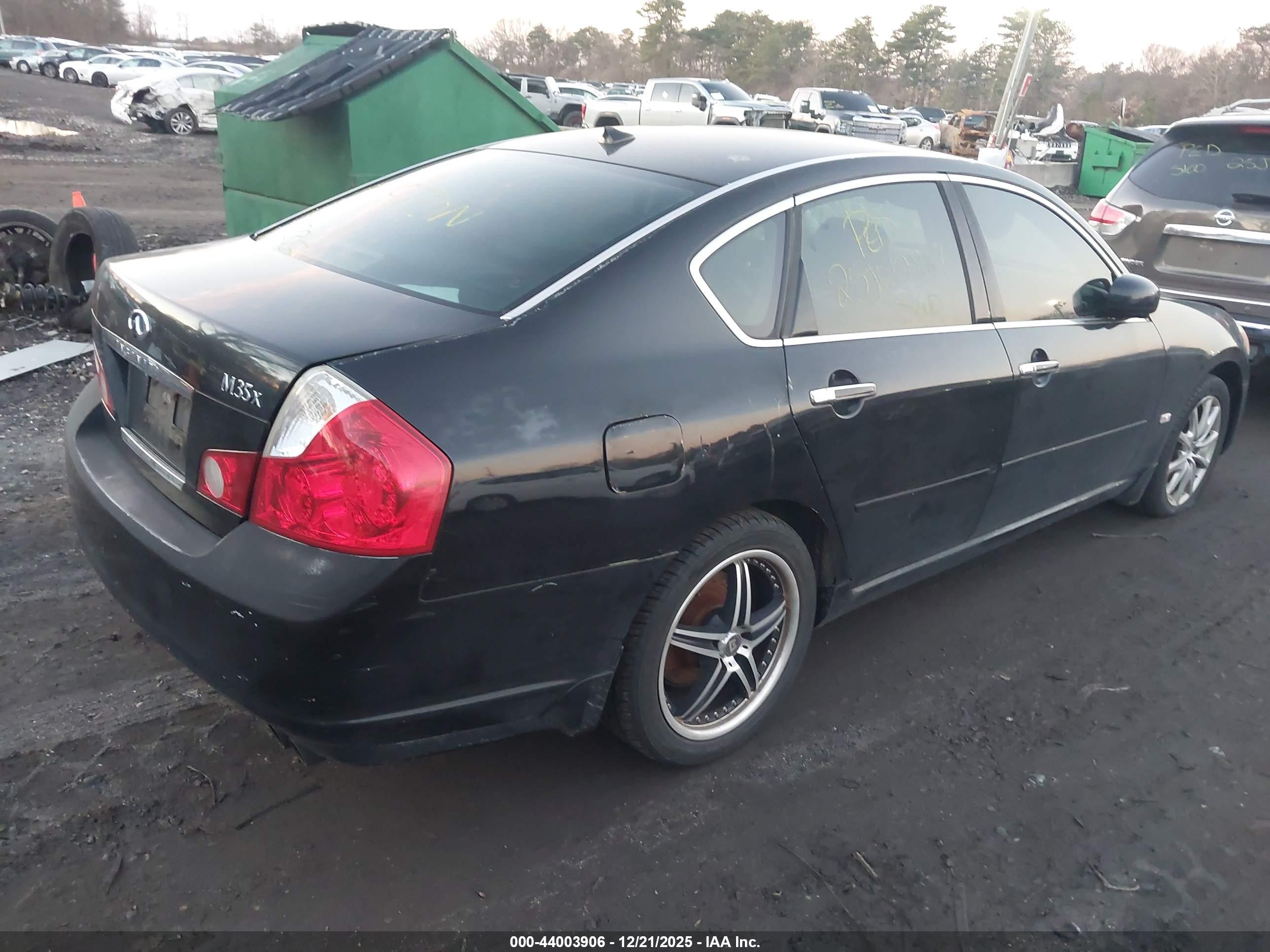 INFINITI M35X image 4