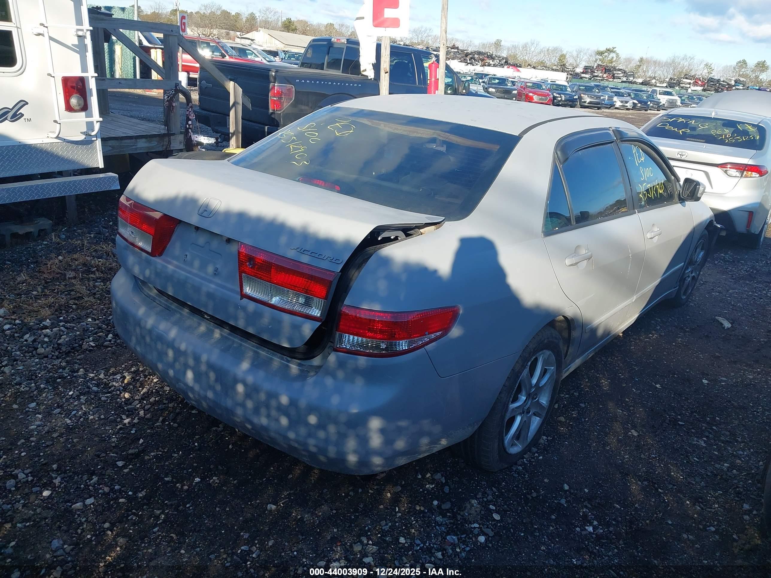 HONDA ACCORD image 4