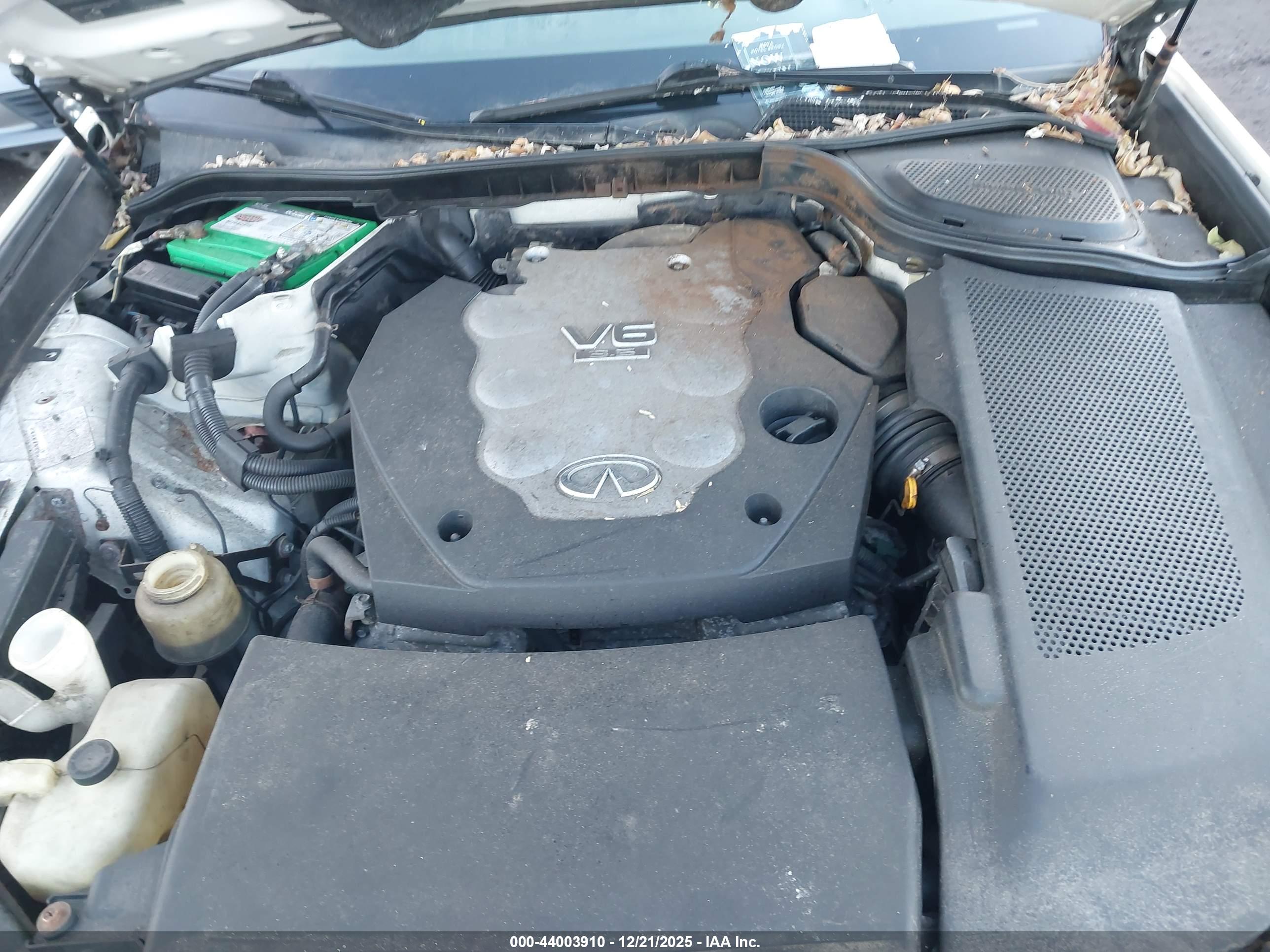 INFINITI M35X image 10
