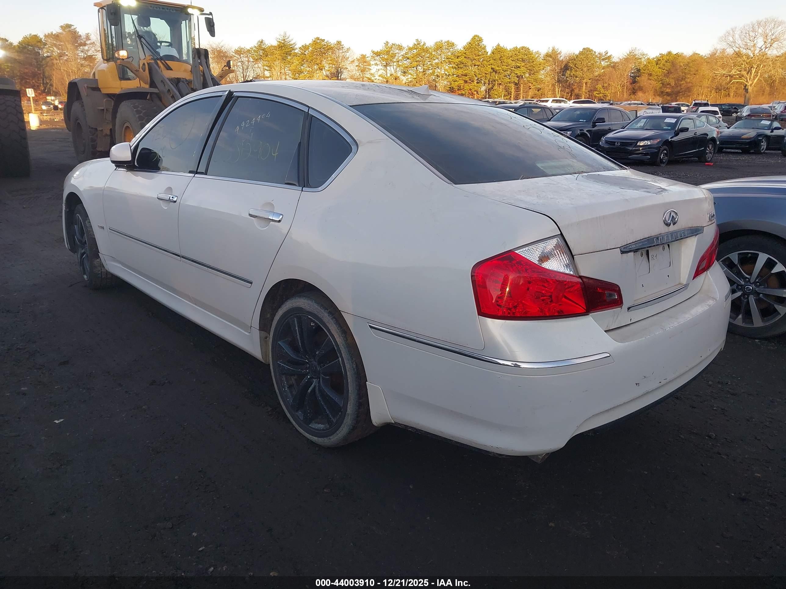 INFINITI M35X image 3