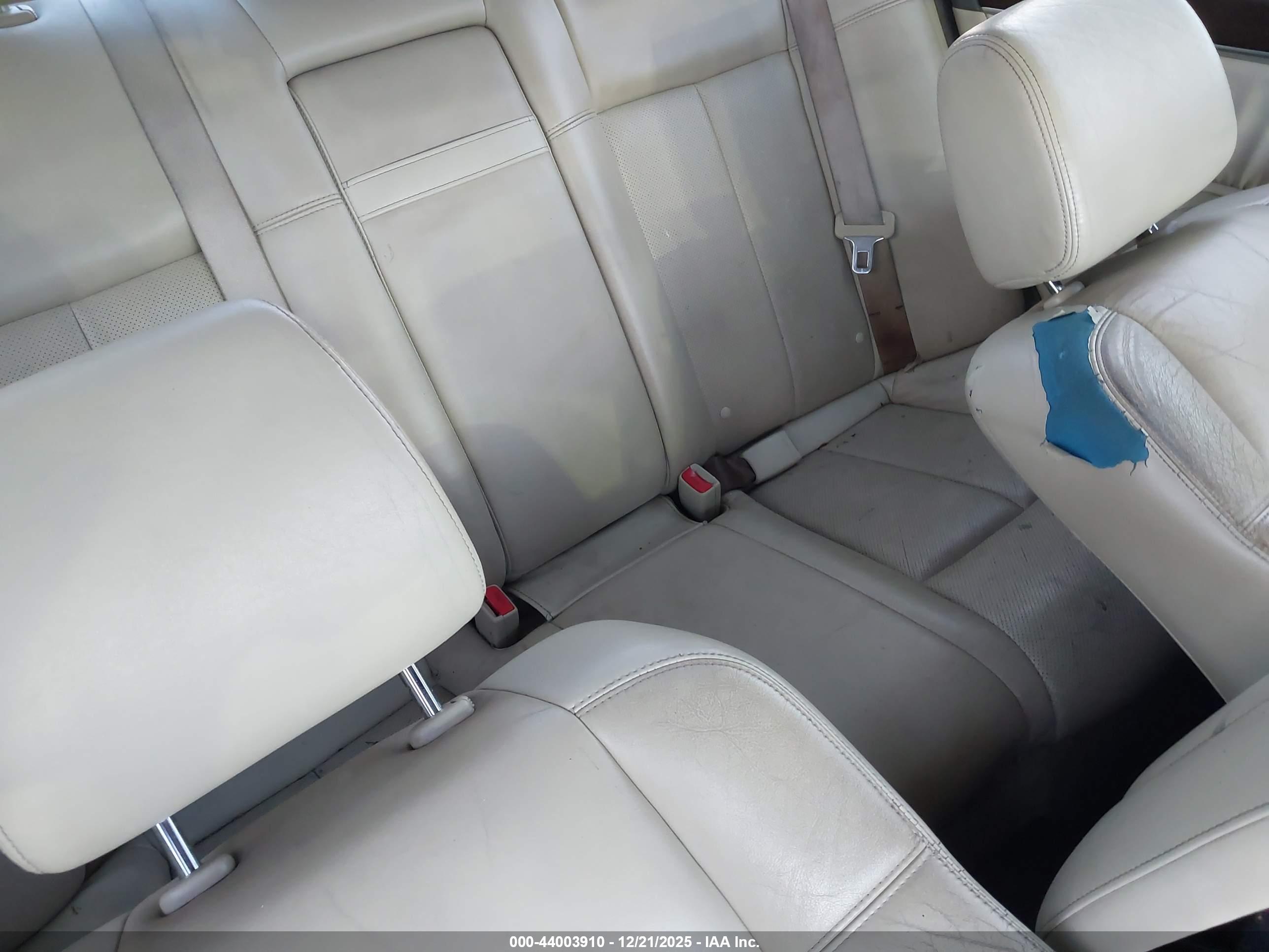INFINITI M35X image 8