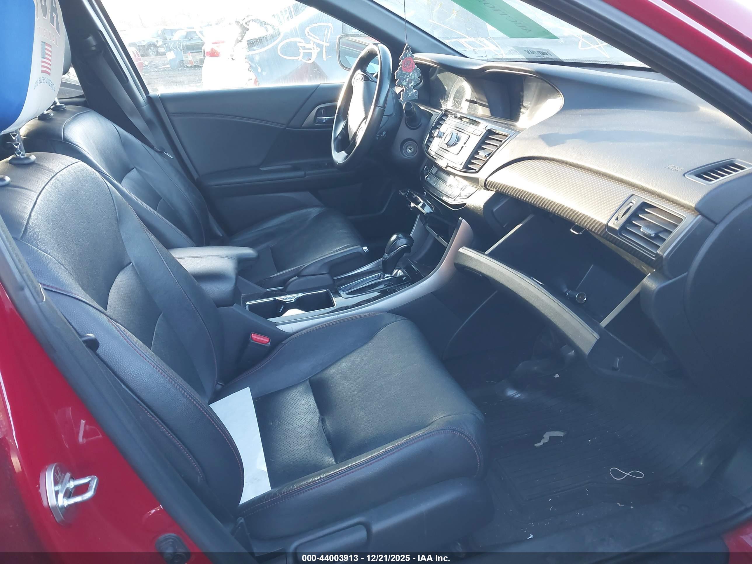 HONDA ACCORD image 5