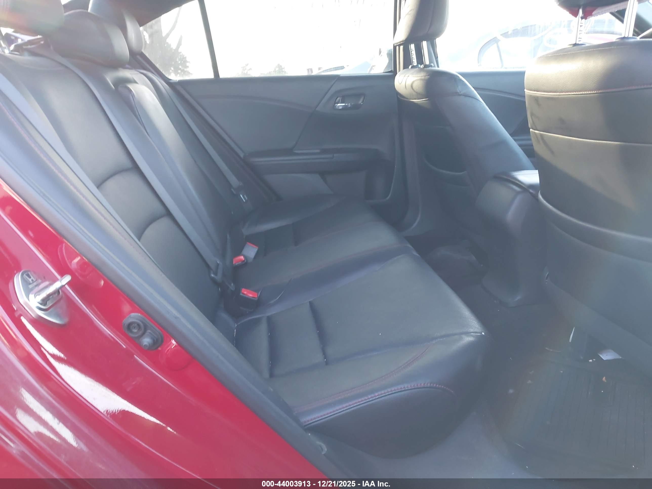 HONDA ACCORD image 8