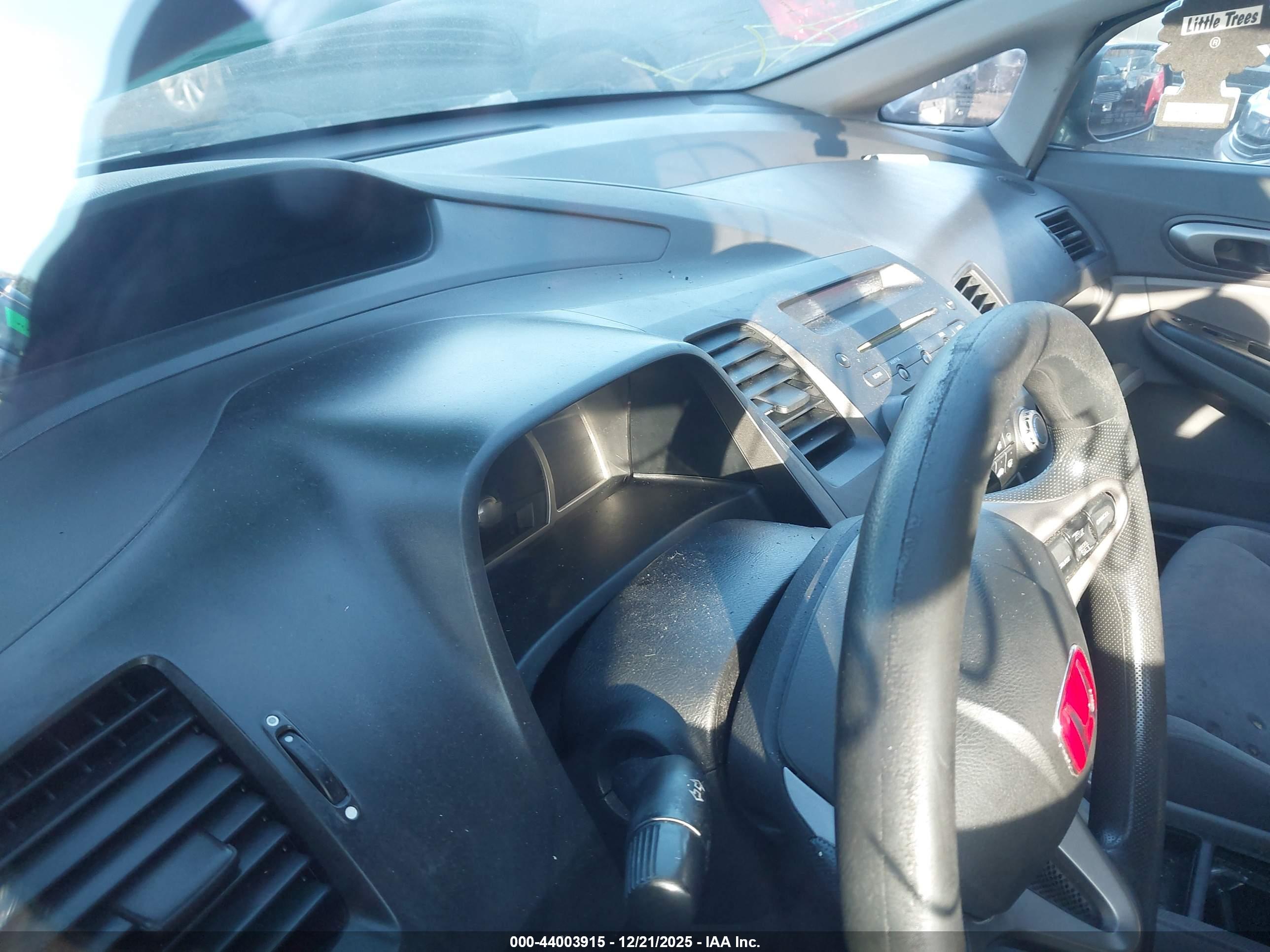 HONDA CIVIC image 7