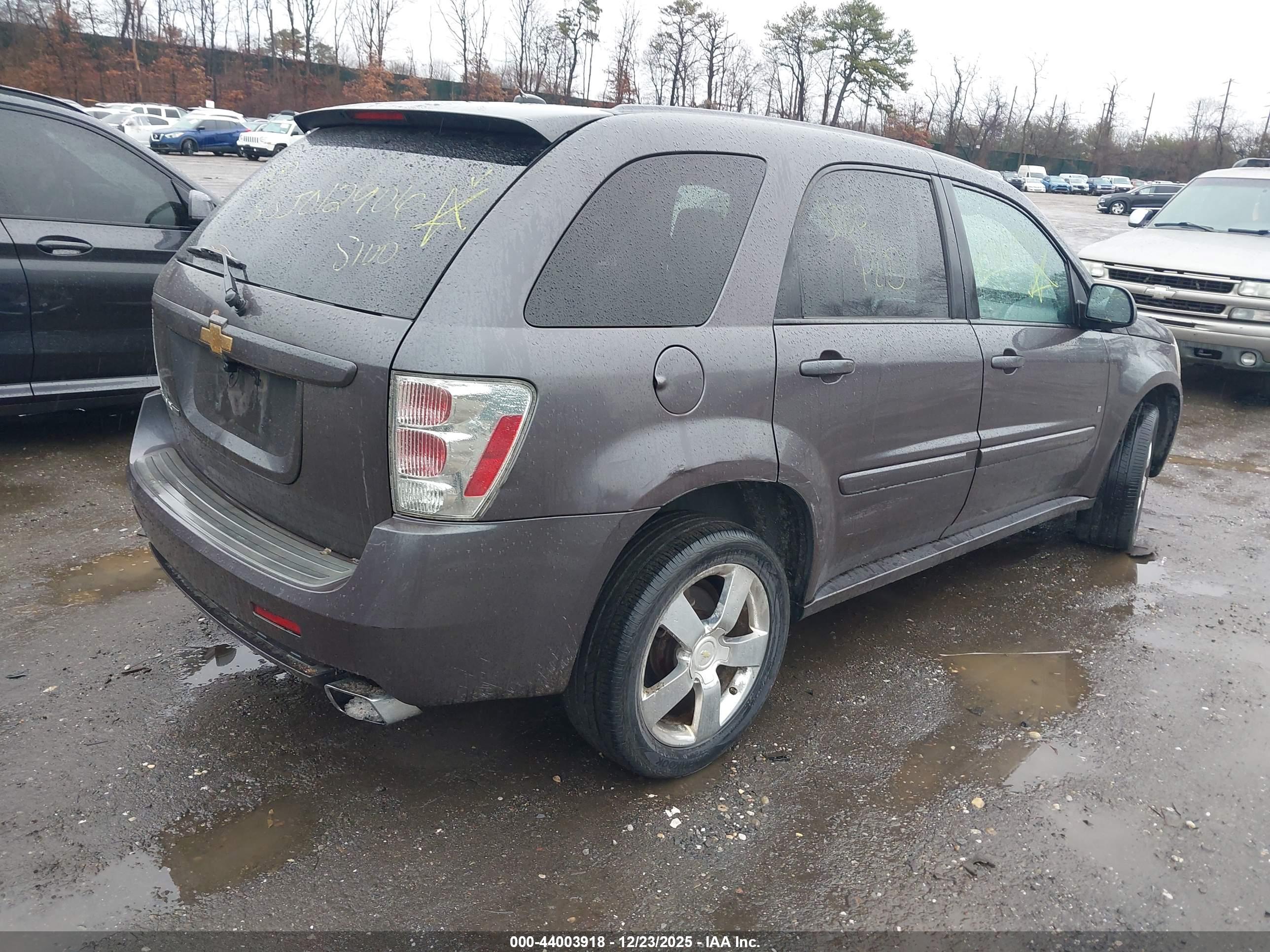 CHEVROLET EQUINOX image 4