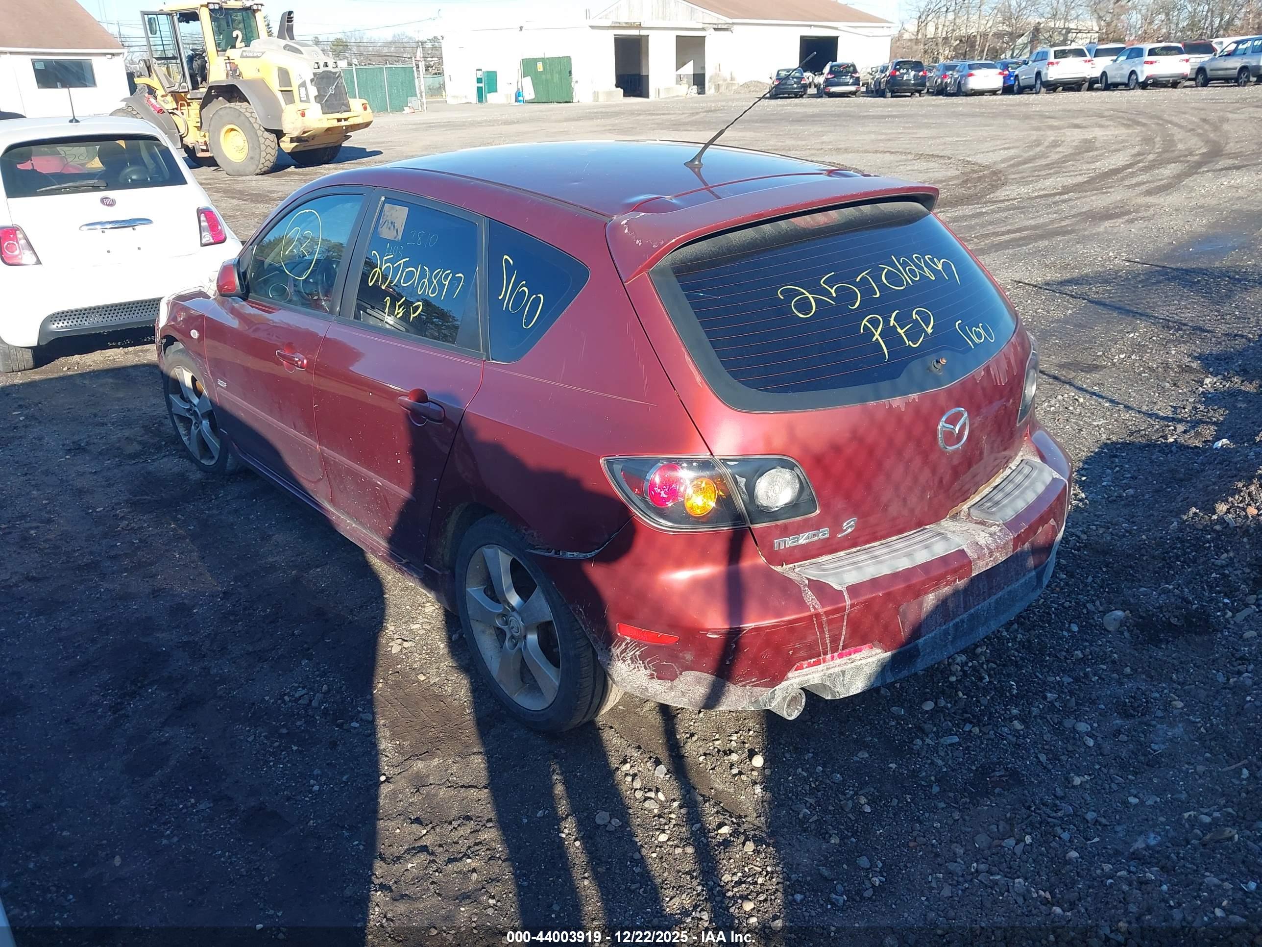 MAZDA MAZDA3 image 3