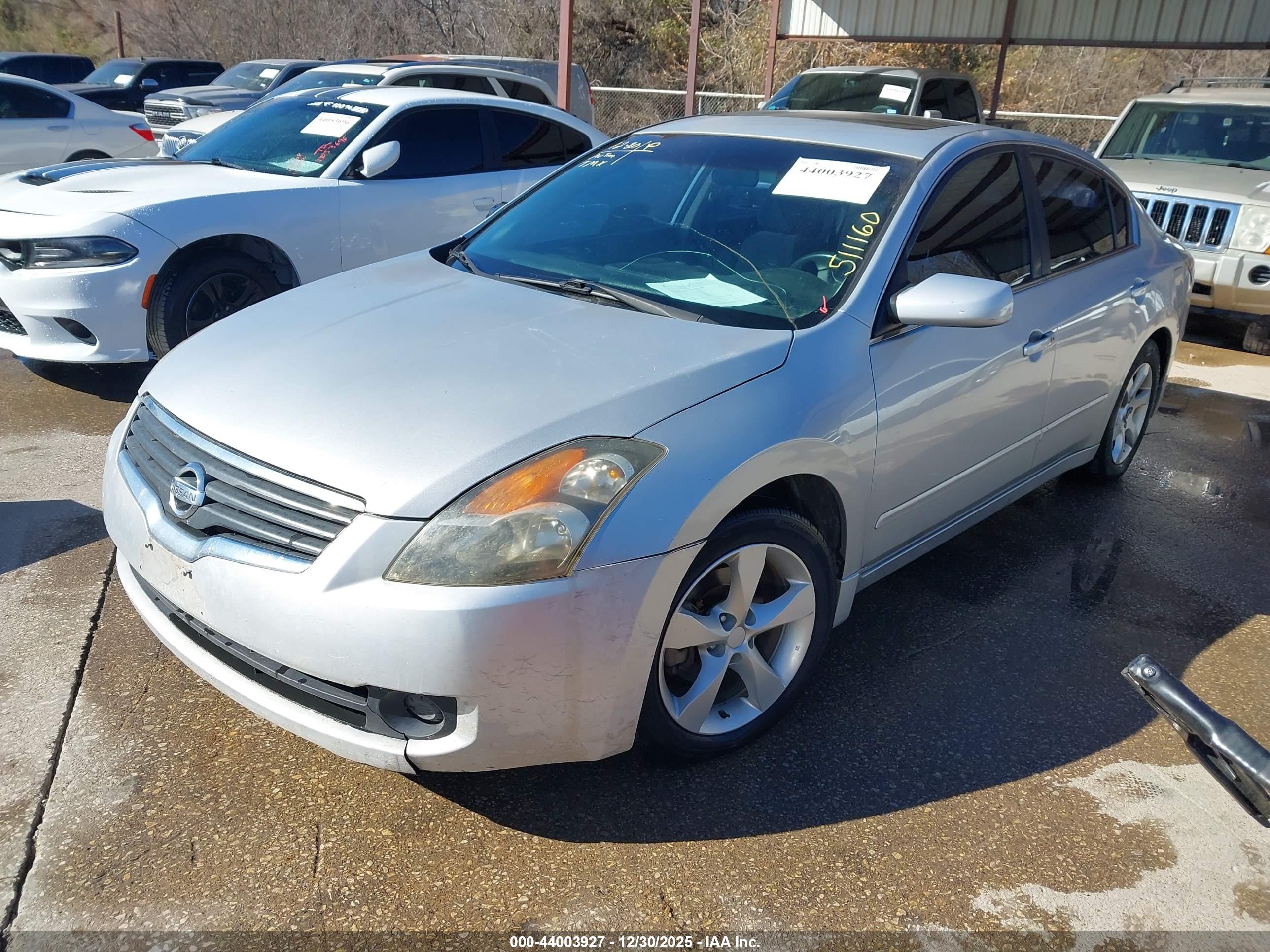 NISSAN ALTIMA image 2