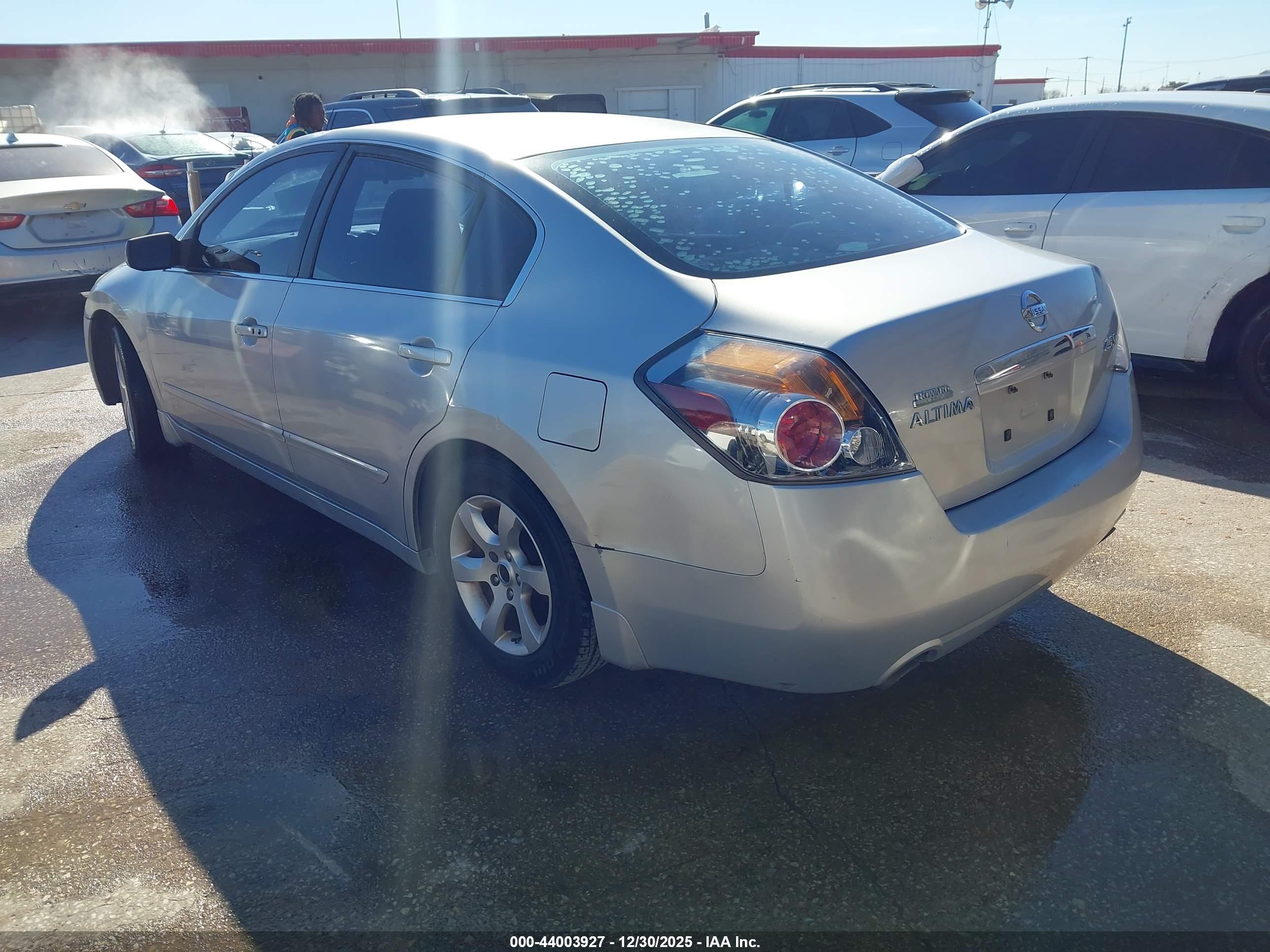 NISSAN ALTIMA image 3