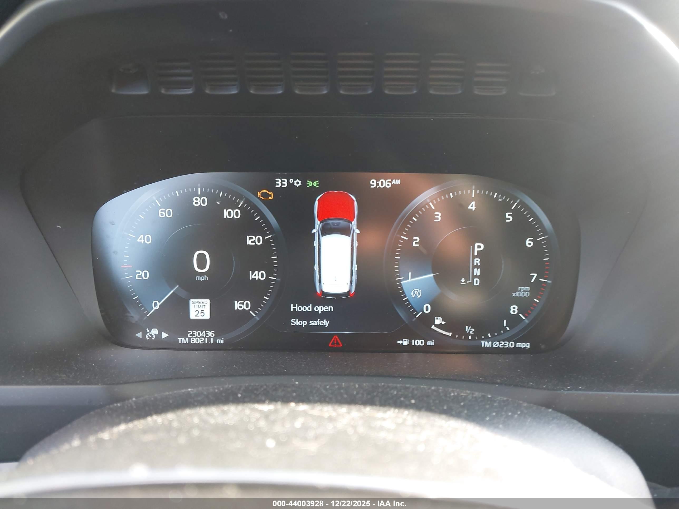 VOLVO XC90 image 7