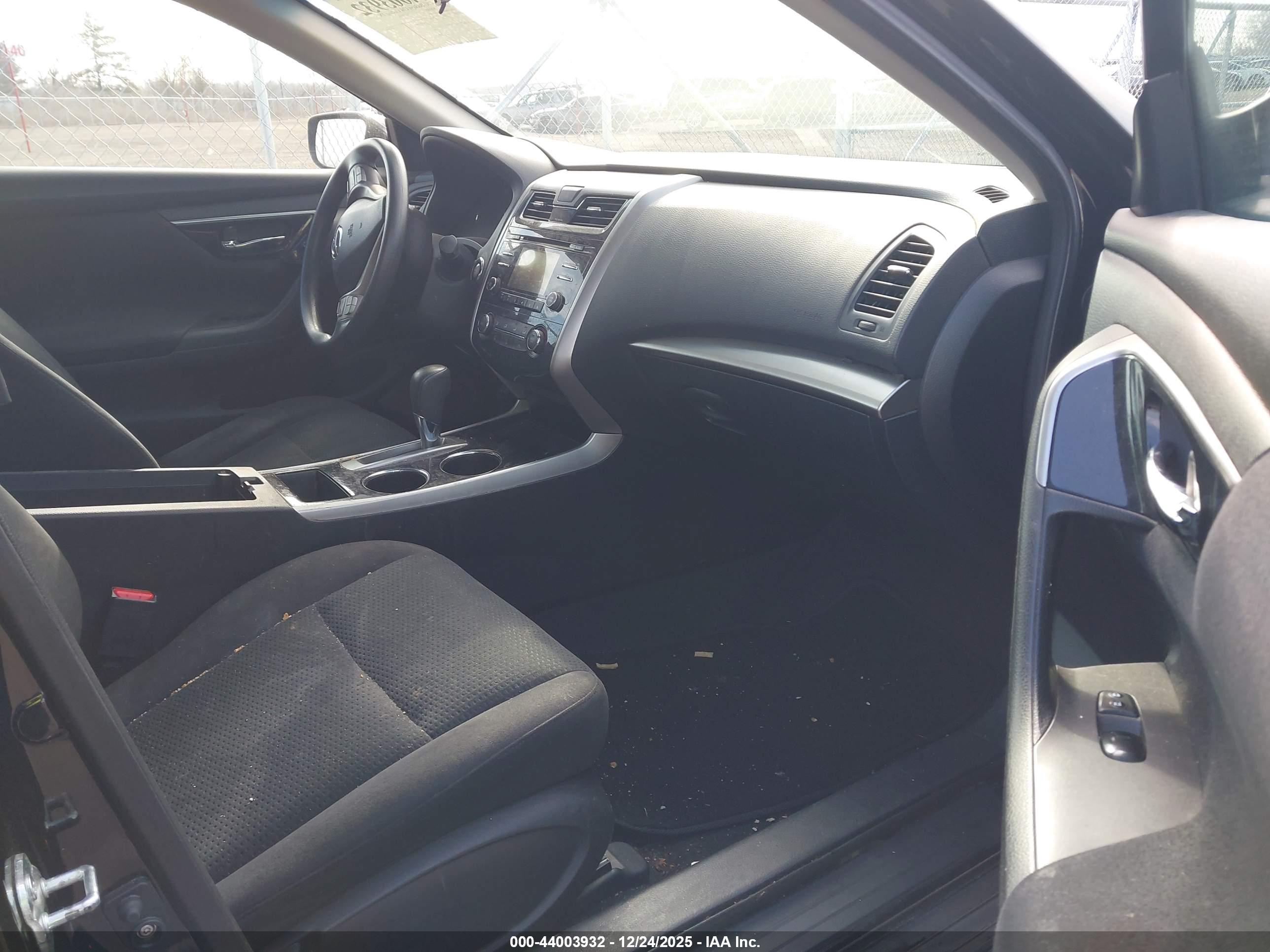 NISSAN ALTIMA image 5