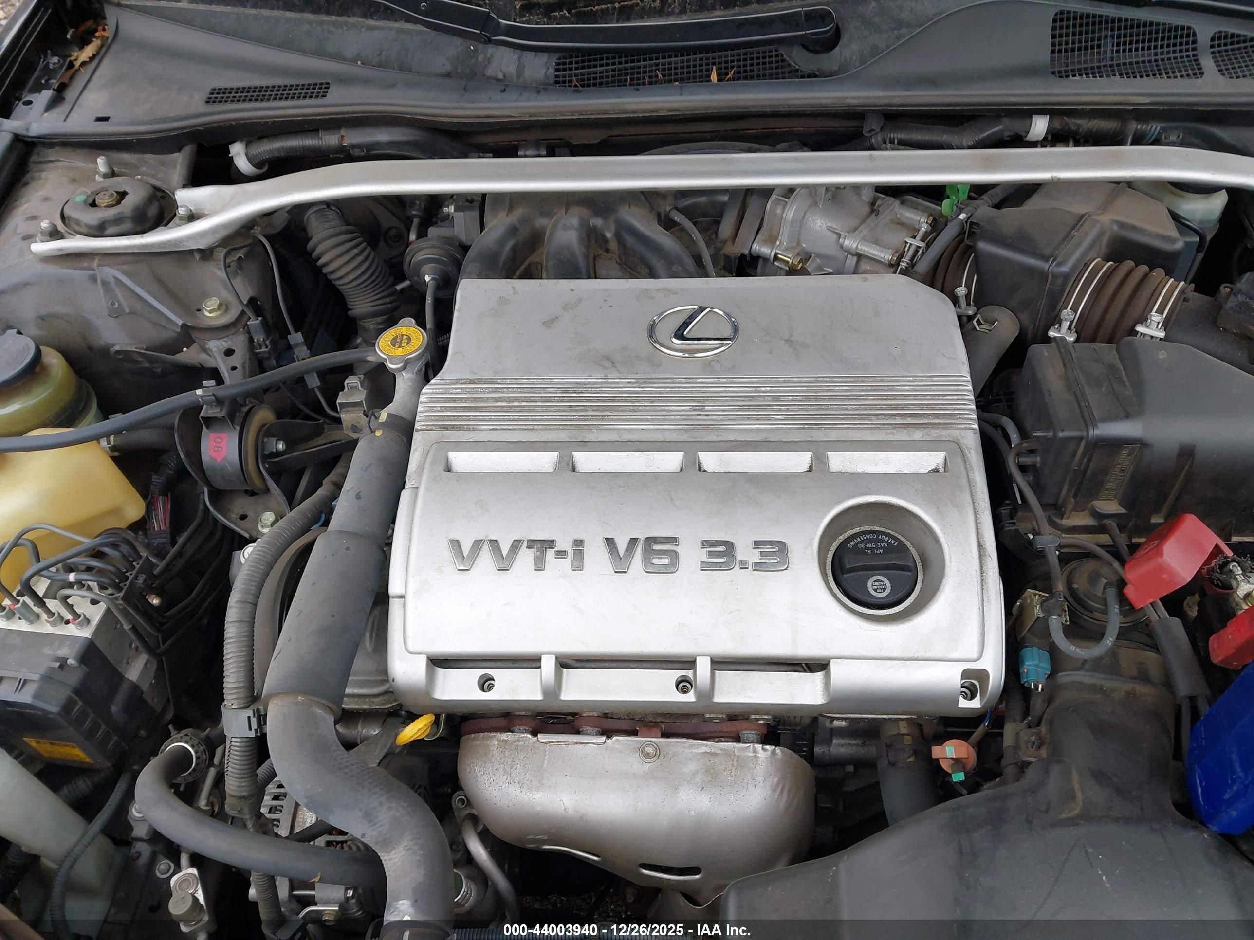 LEXUS ES image 10