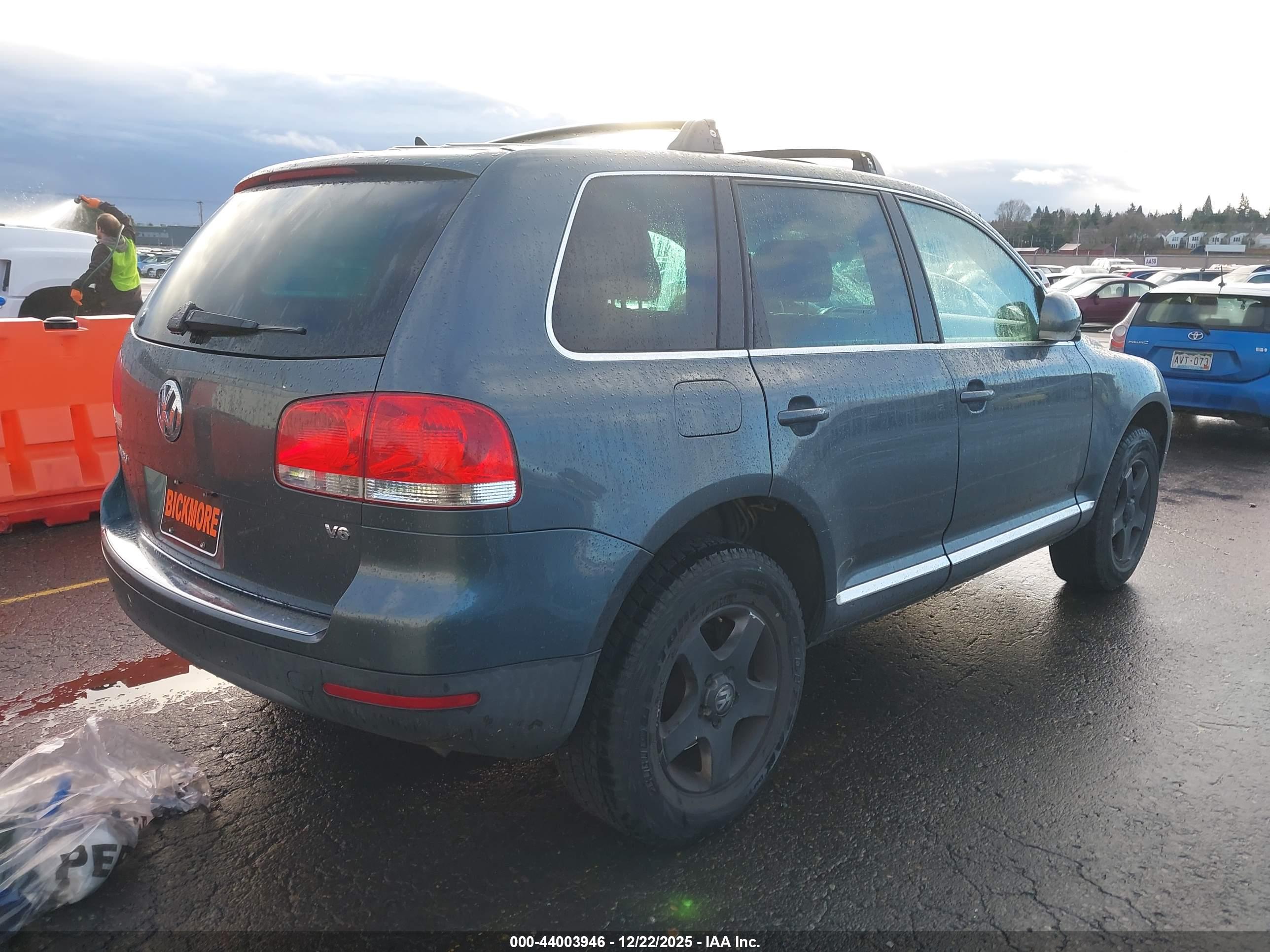 VOLKSWAGEN TOUAREG image 4
