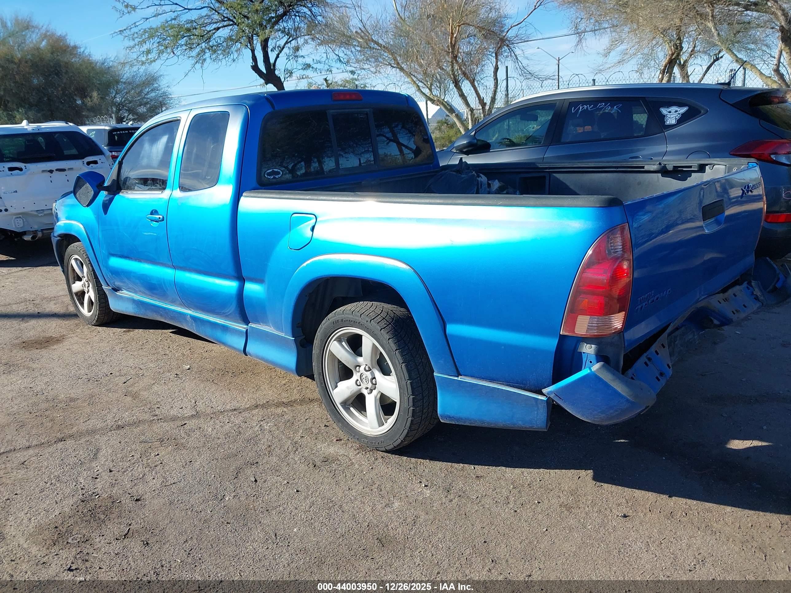 TOYOTA TACOMA image 3