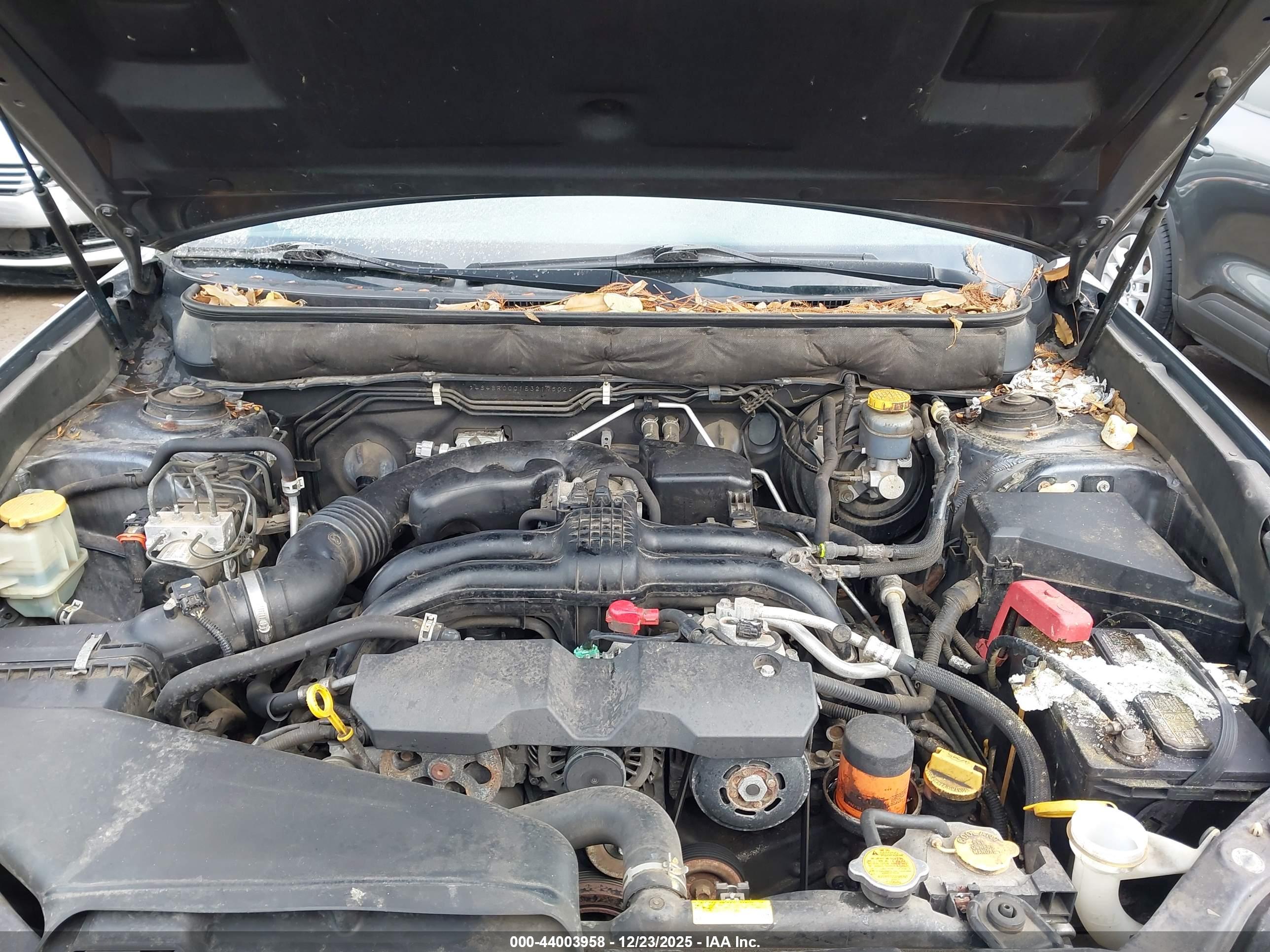 SUBARU OUTBACK image 10