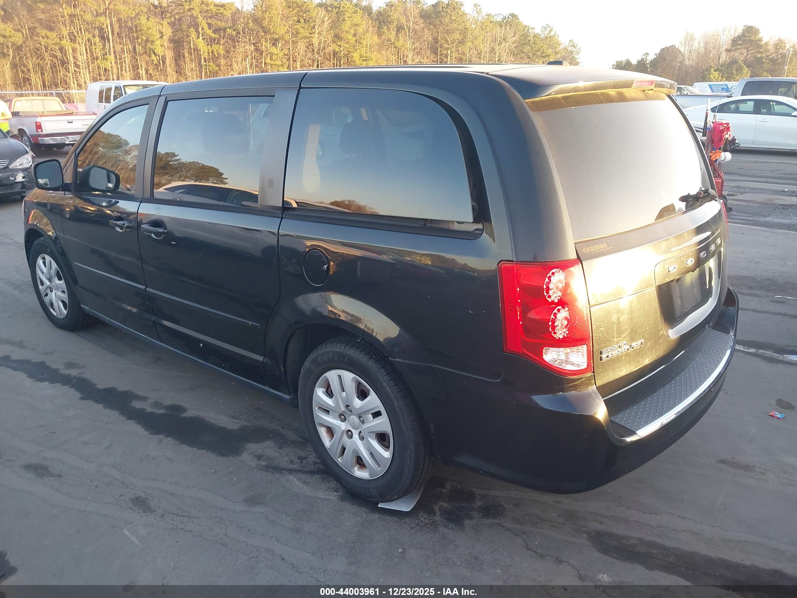 DODGE GRAND image 3