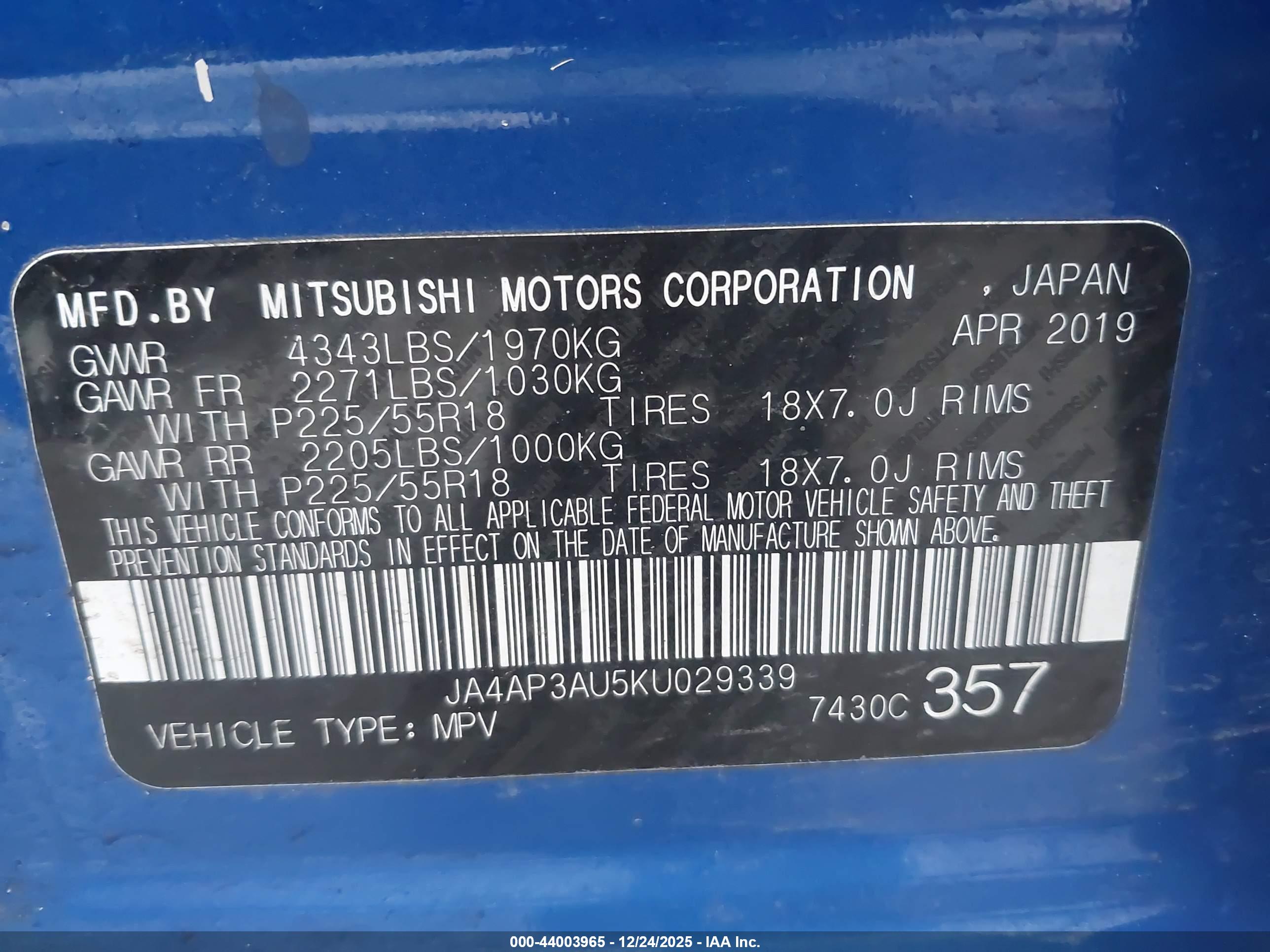 MITSUBISHI OUTLANDER image 9