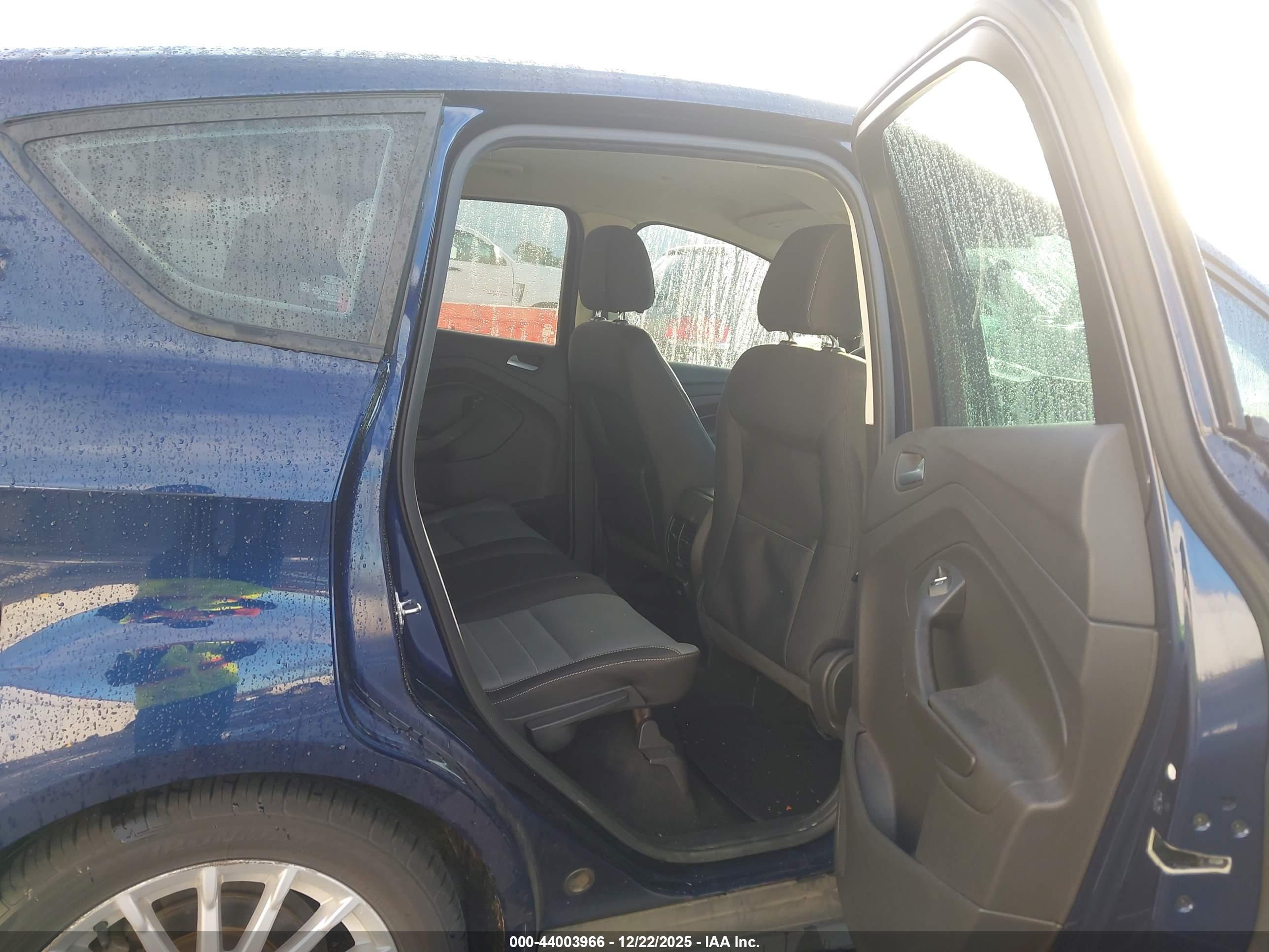 FORD C-MAX image 8