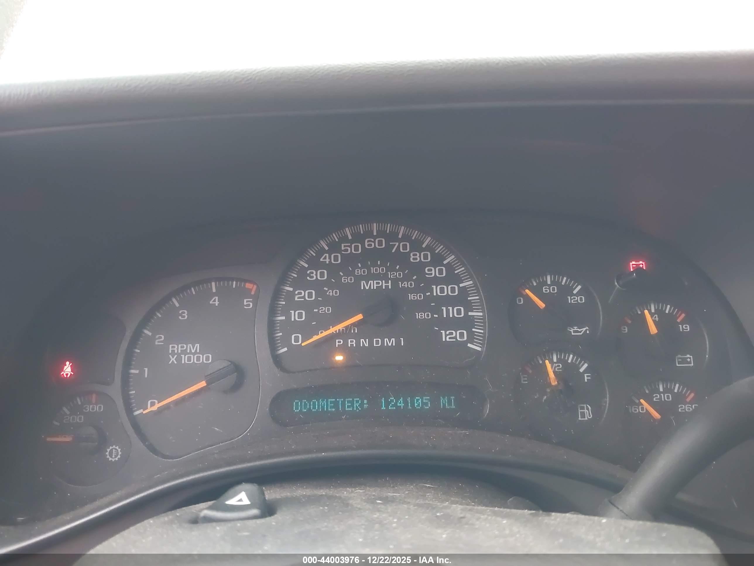 CHEVROLET SILVERADO image 7