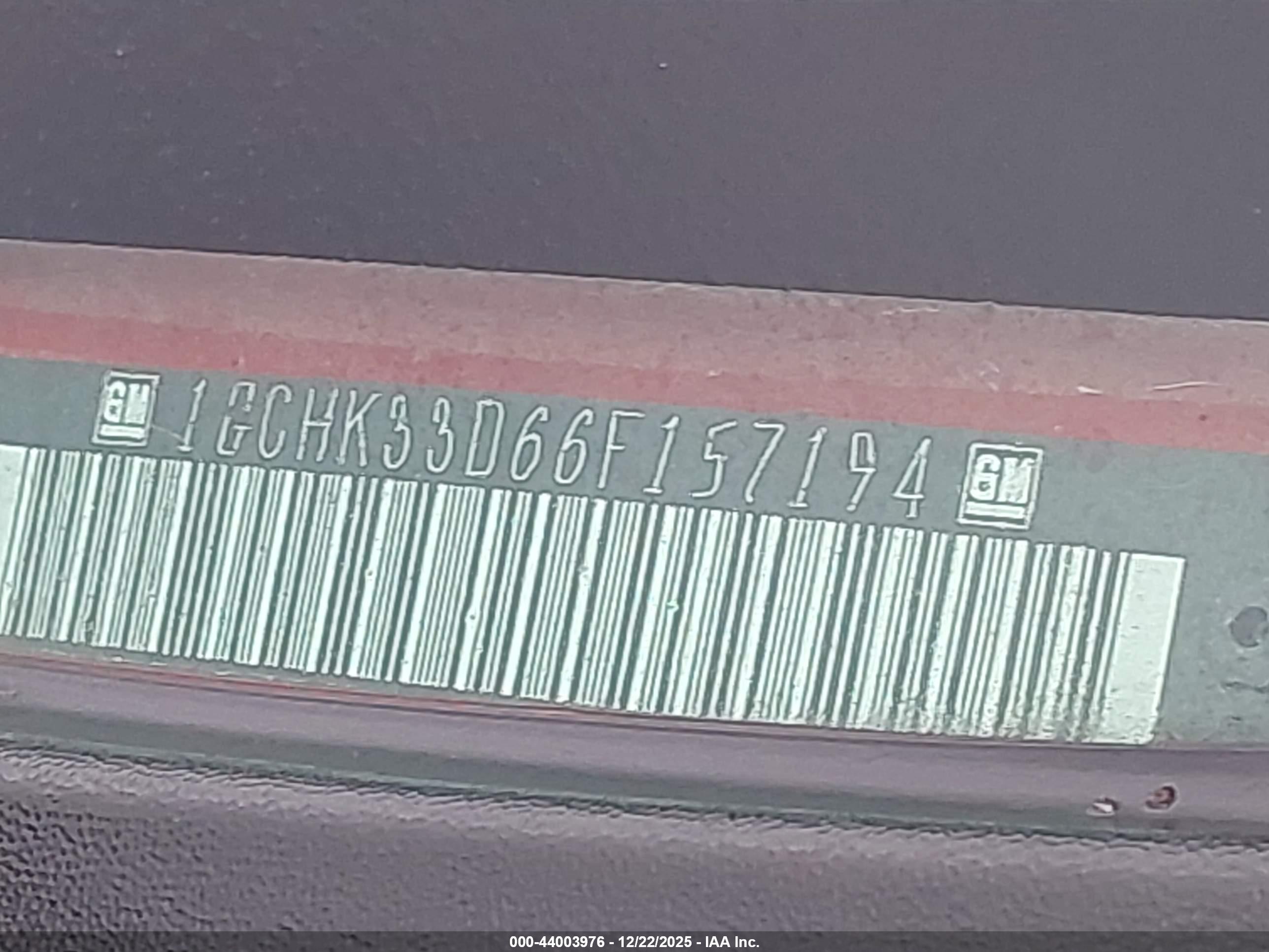 CHEVROLET SILVERADO image 9