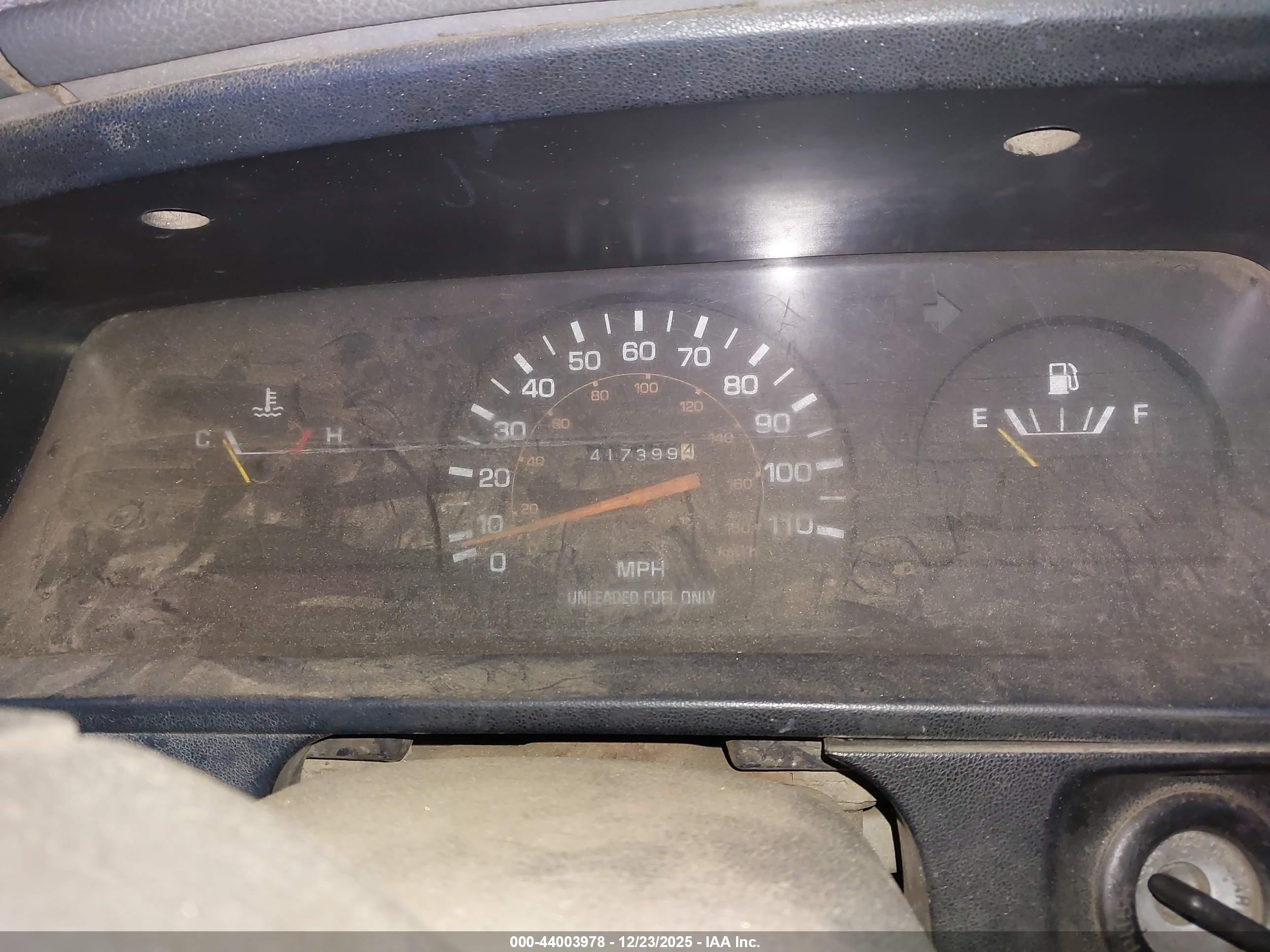 TOYOTA PICKUP image 7