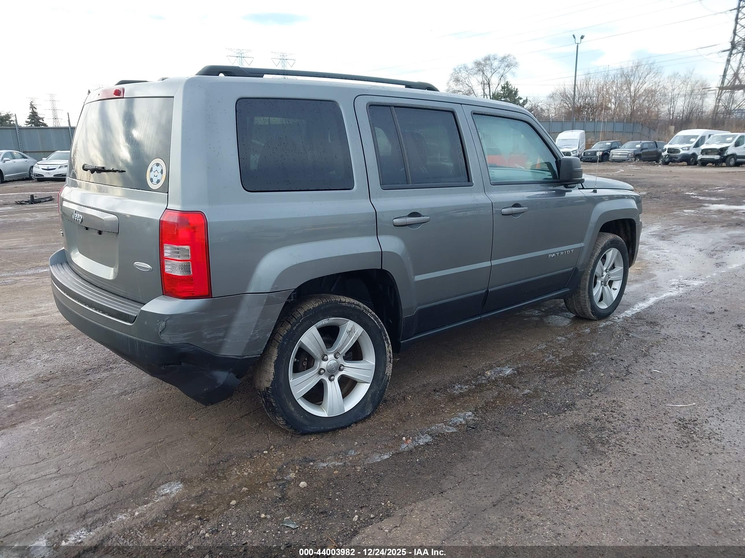JEEP PATRIOT image 4