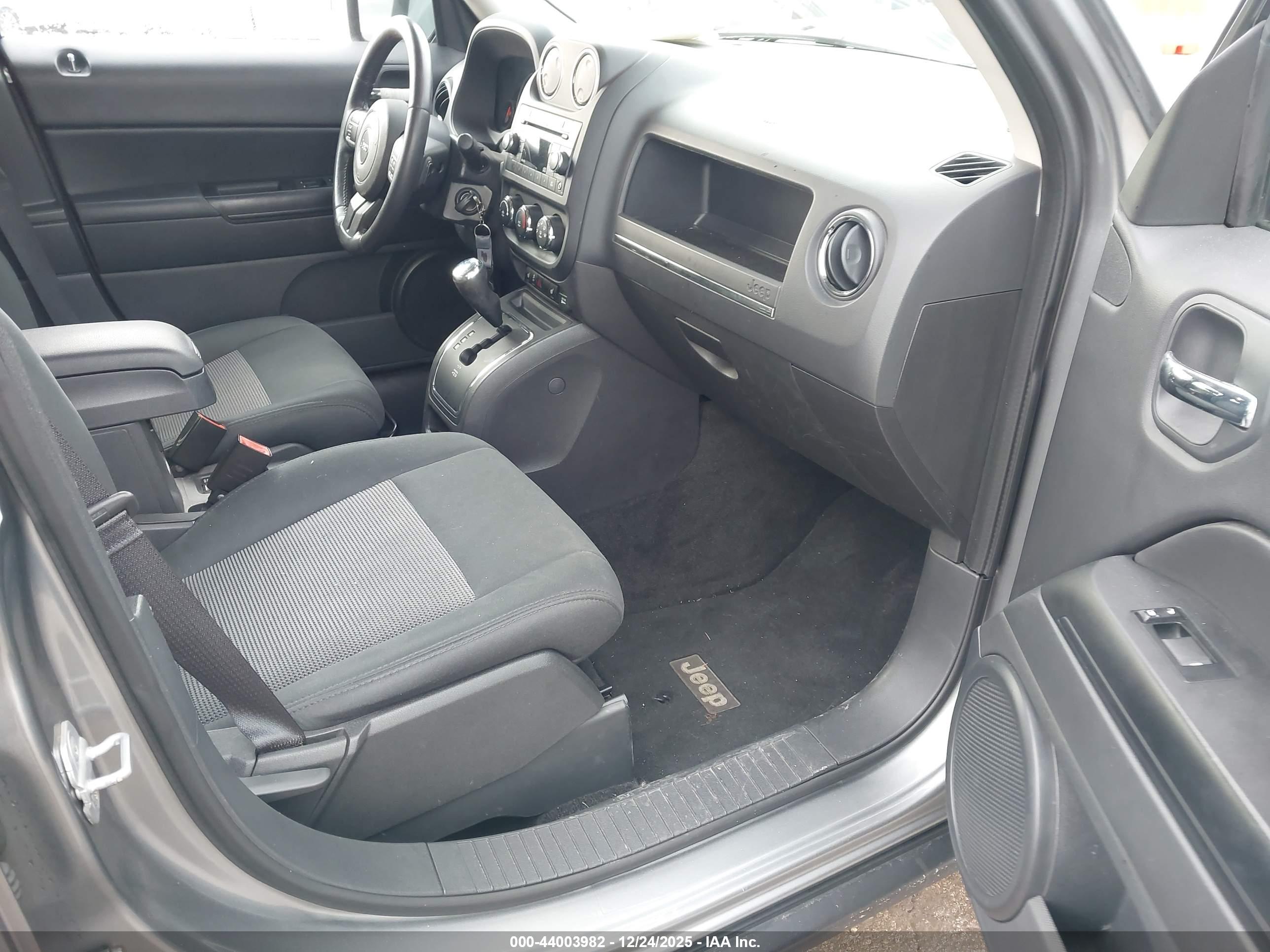 JEEP PATRIOT image 5