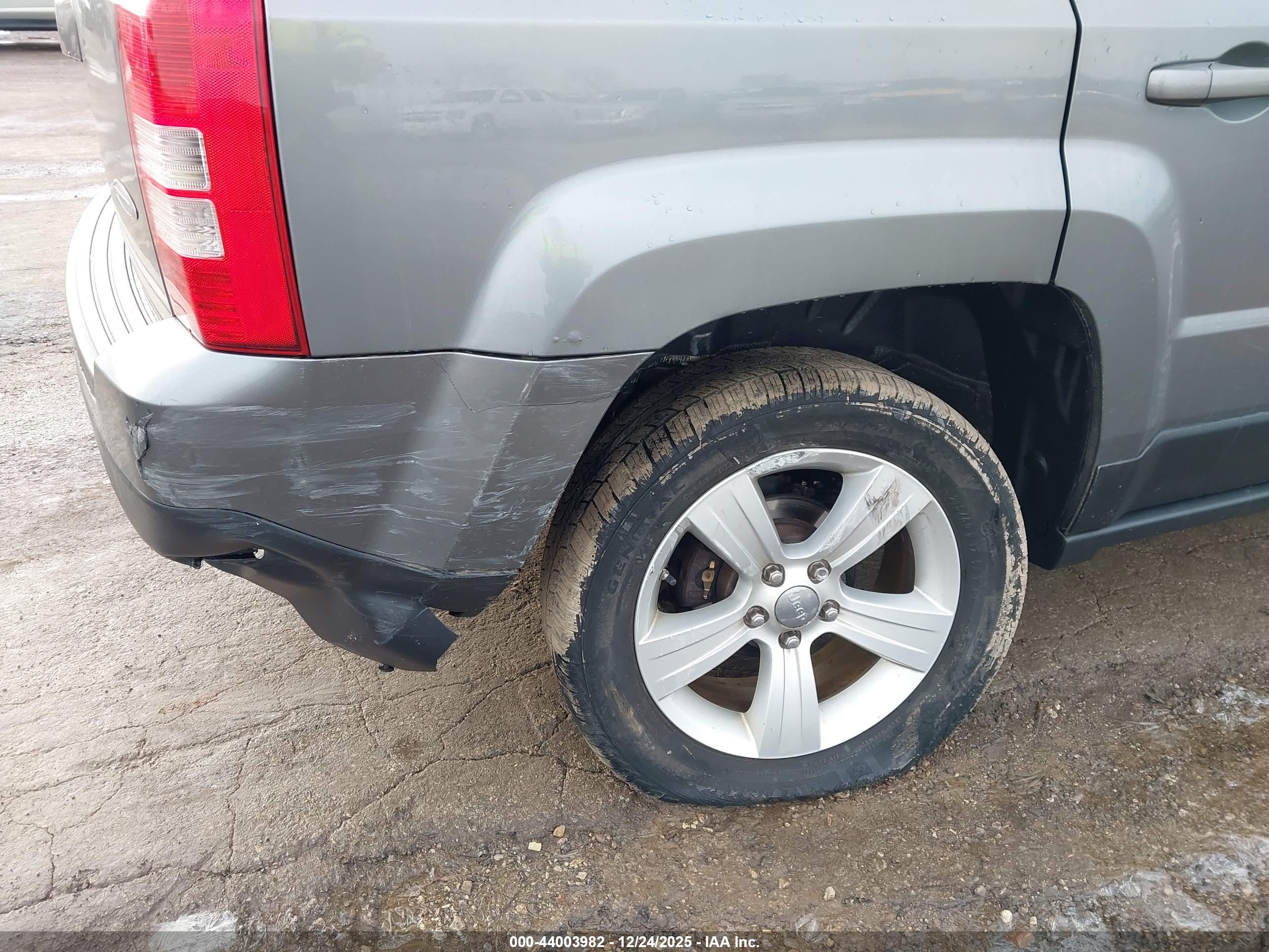 JEEP PATRIOT image 6