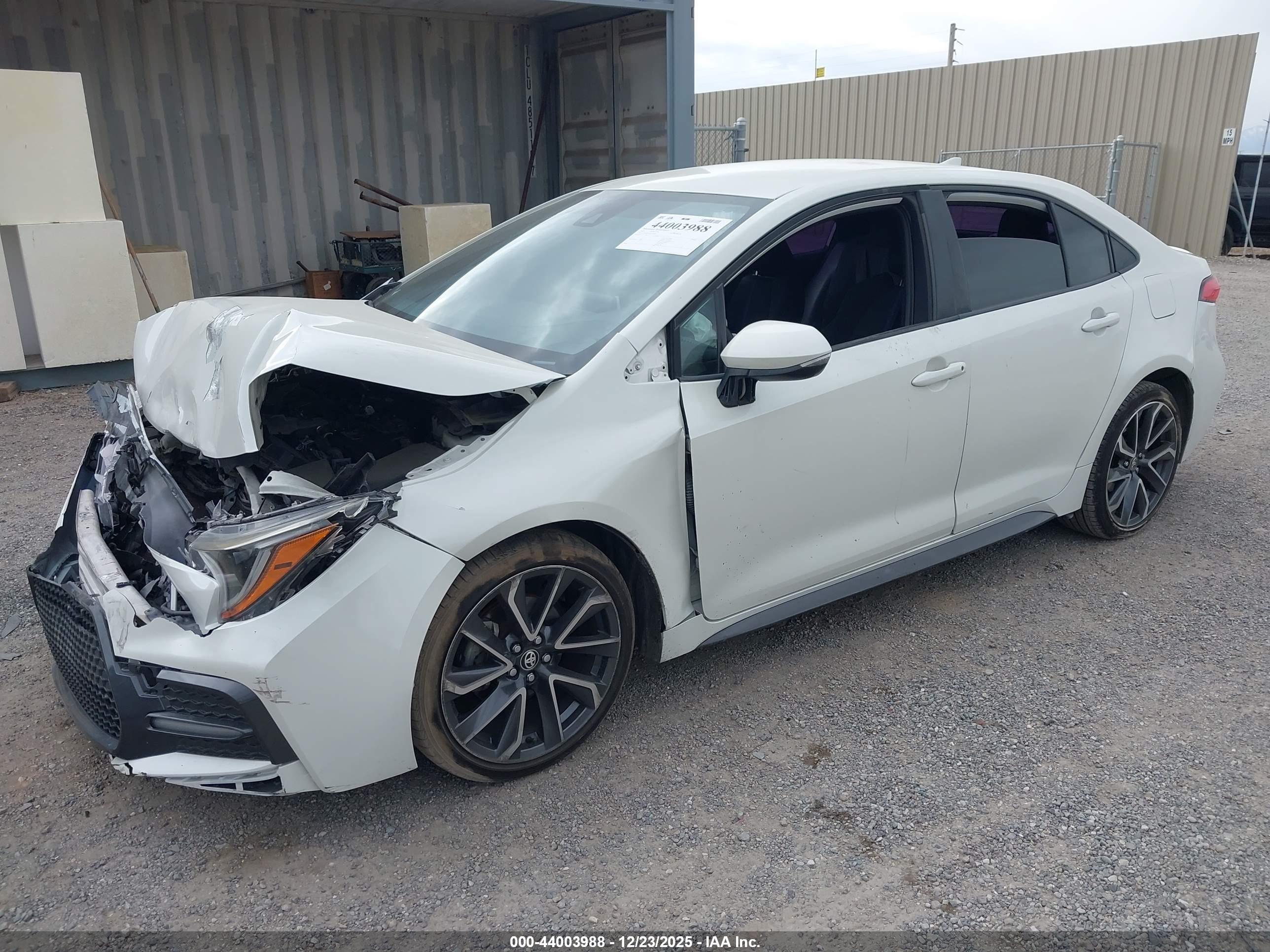 TOYOTA COROLLA image 2