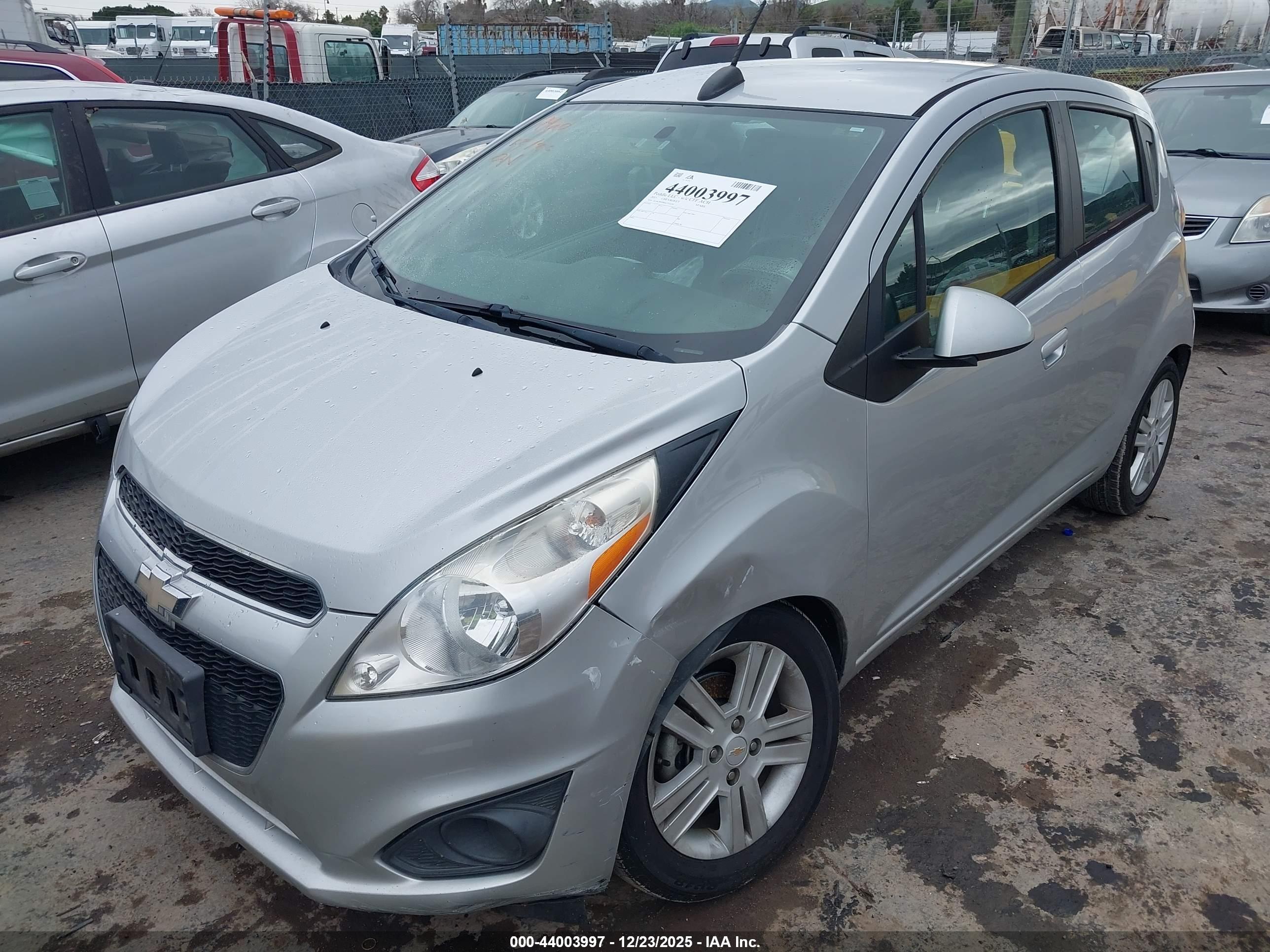 CHEVROLET SPARK image 6