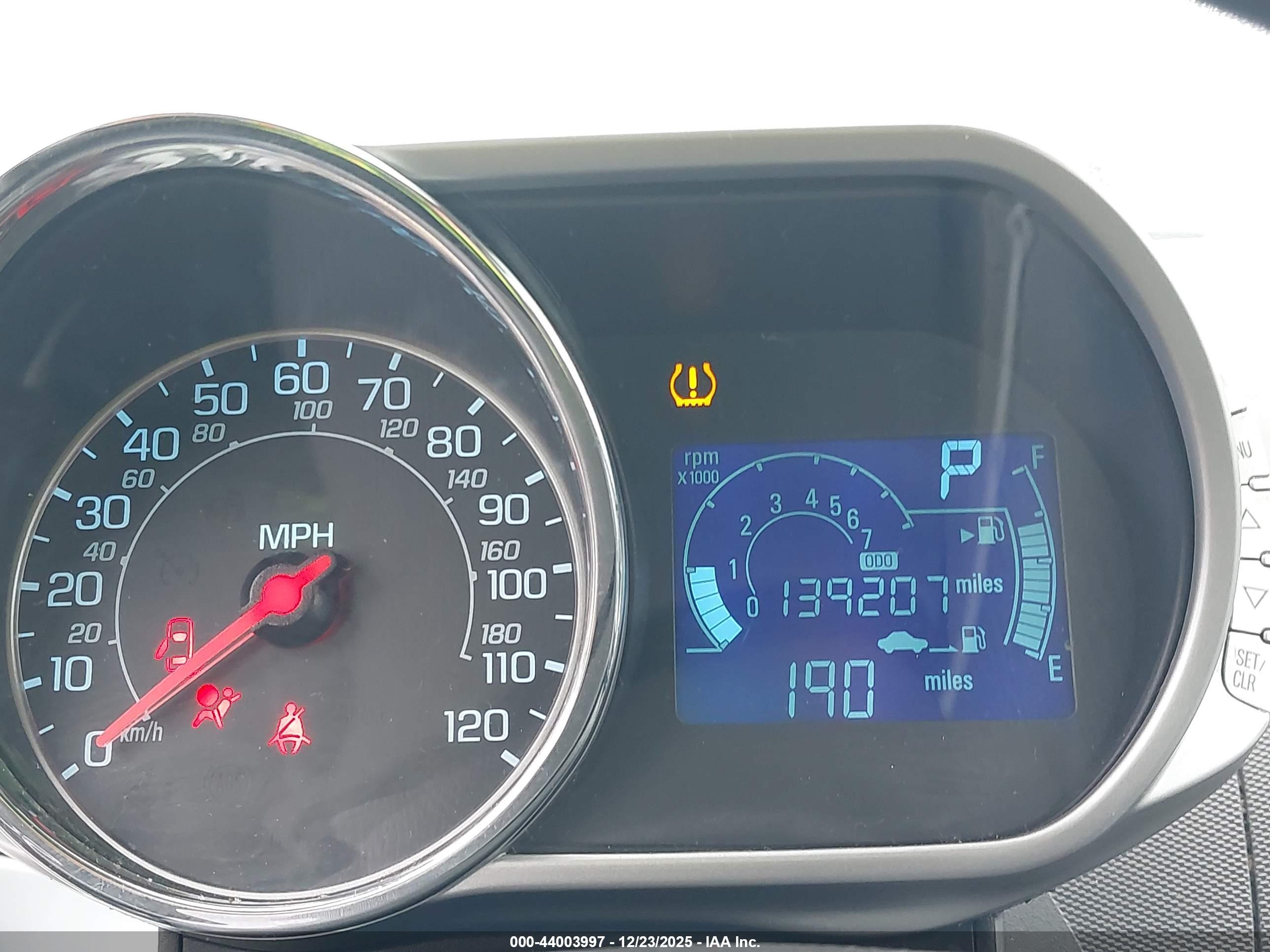CHEVROLET SPARK image 7